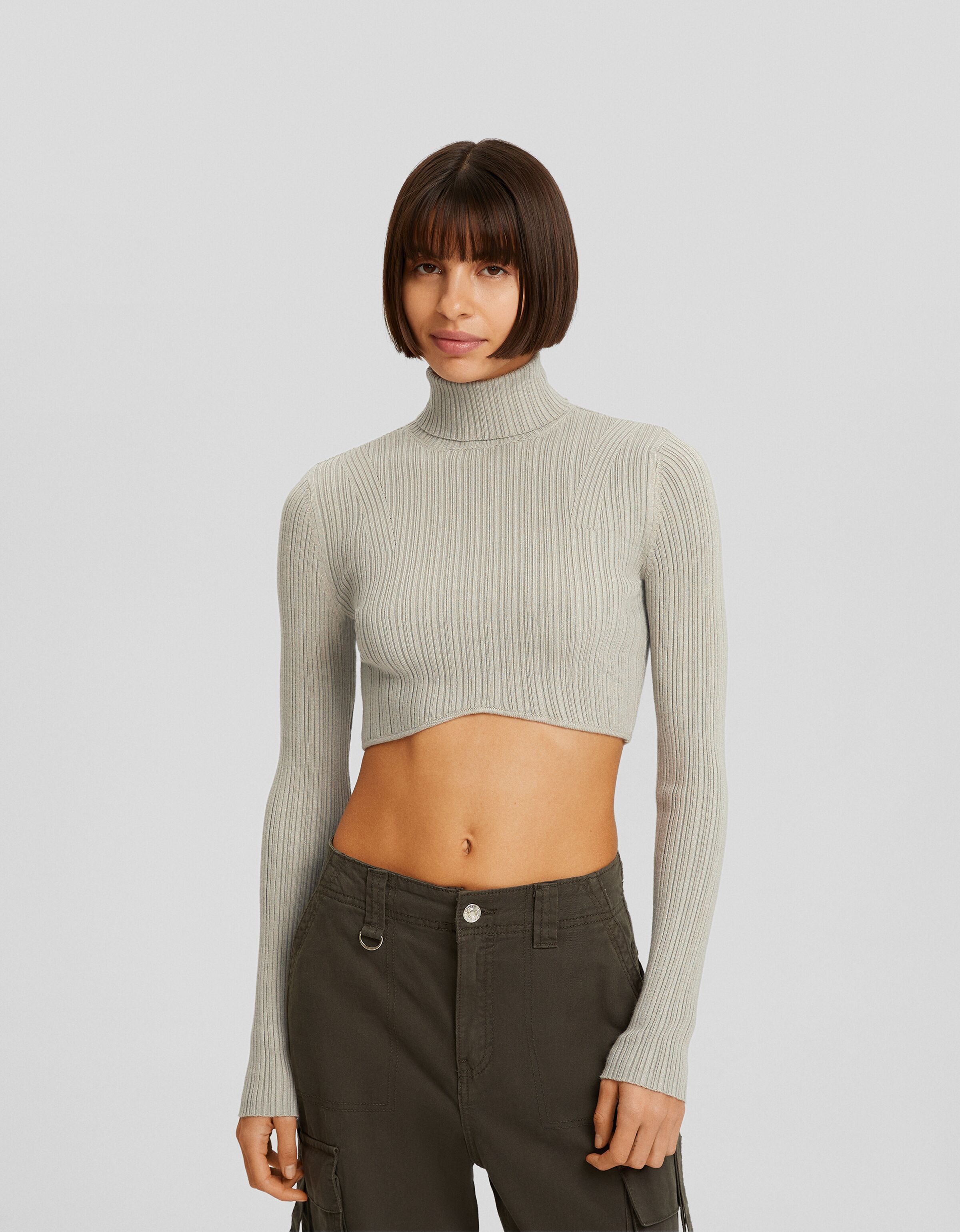 Jersey cropped cuello subido rib