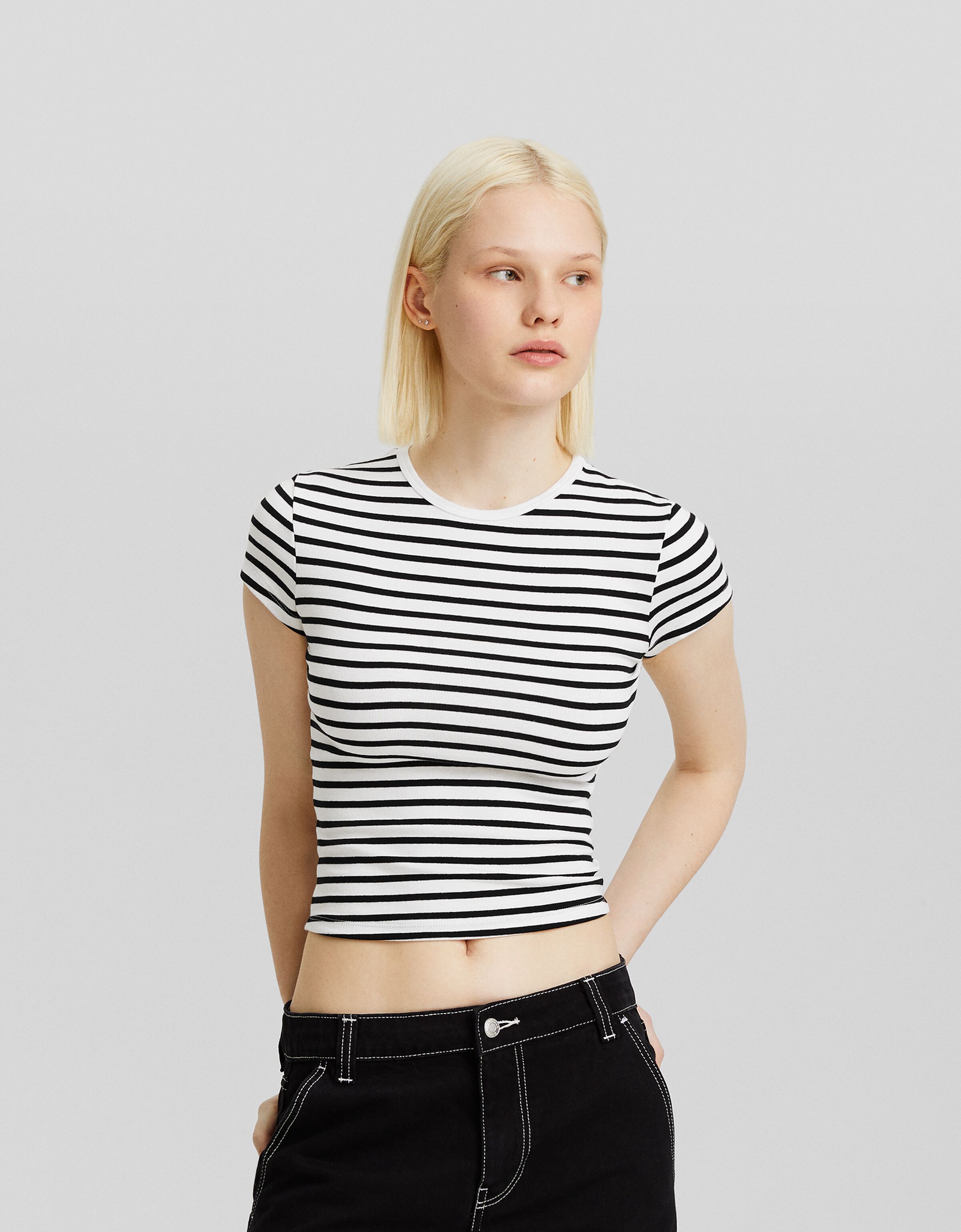 Camiseta manga corta cuello redondo