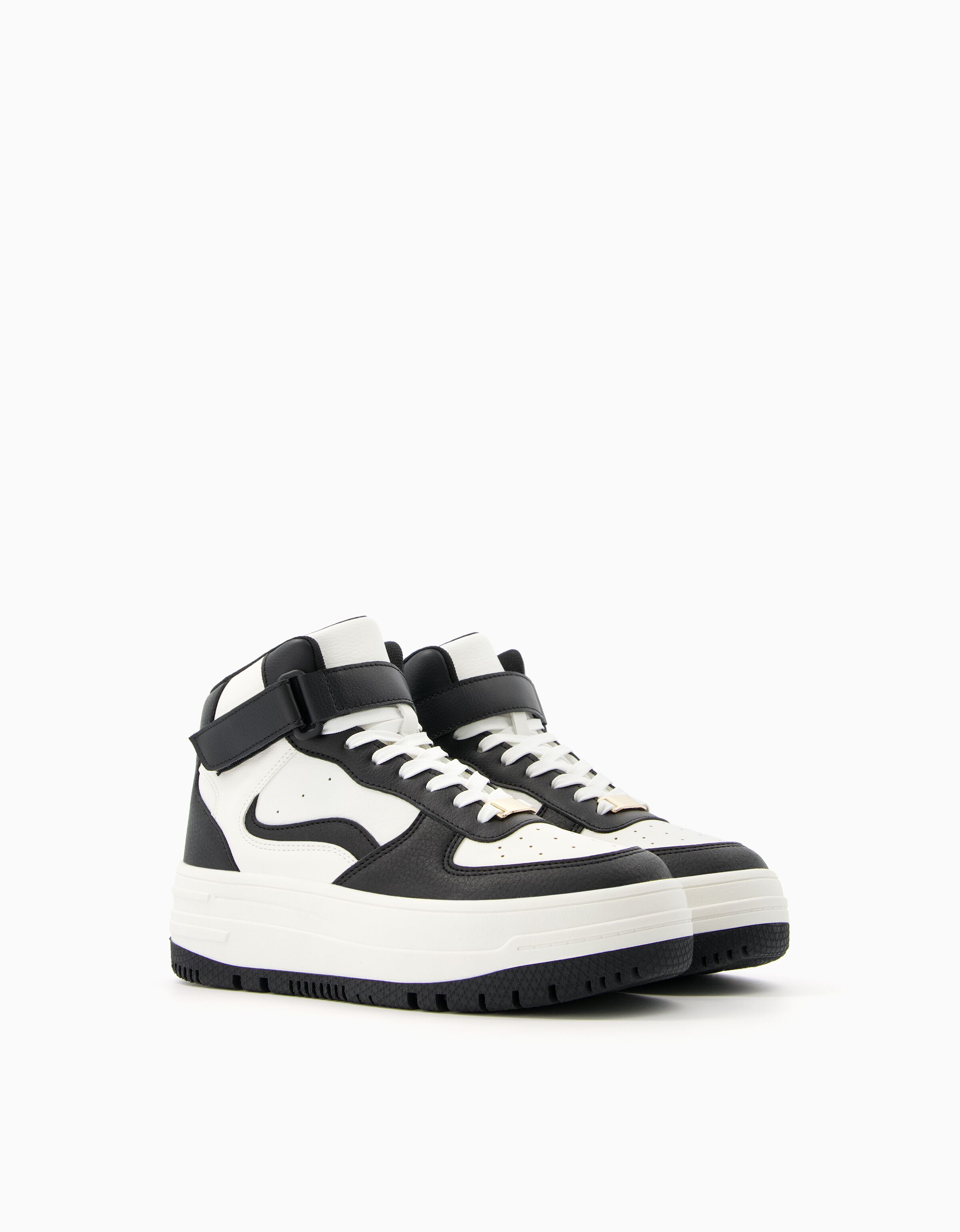 Zapatillas abotinadas combinadas