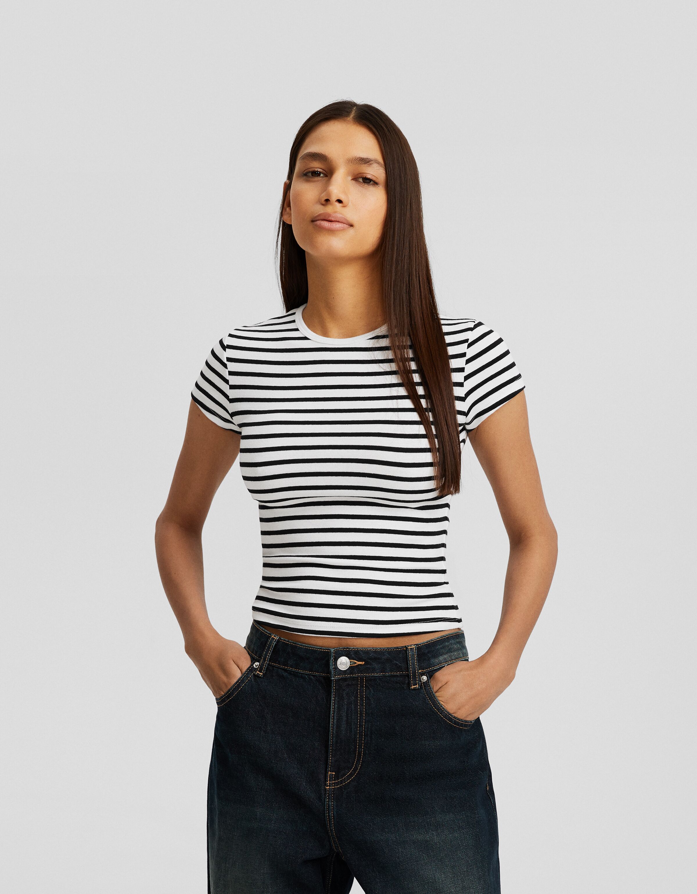 Camiseta manga corta cuello redondo