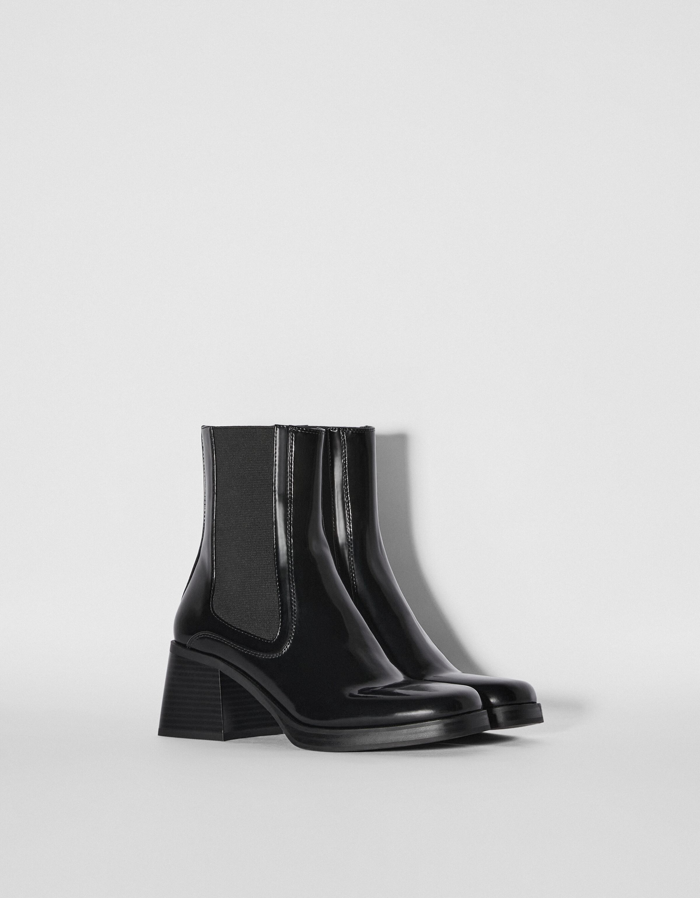 Botines tacón ancho elásticos