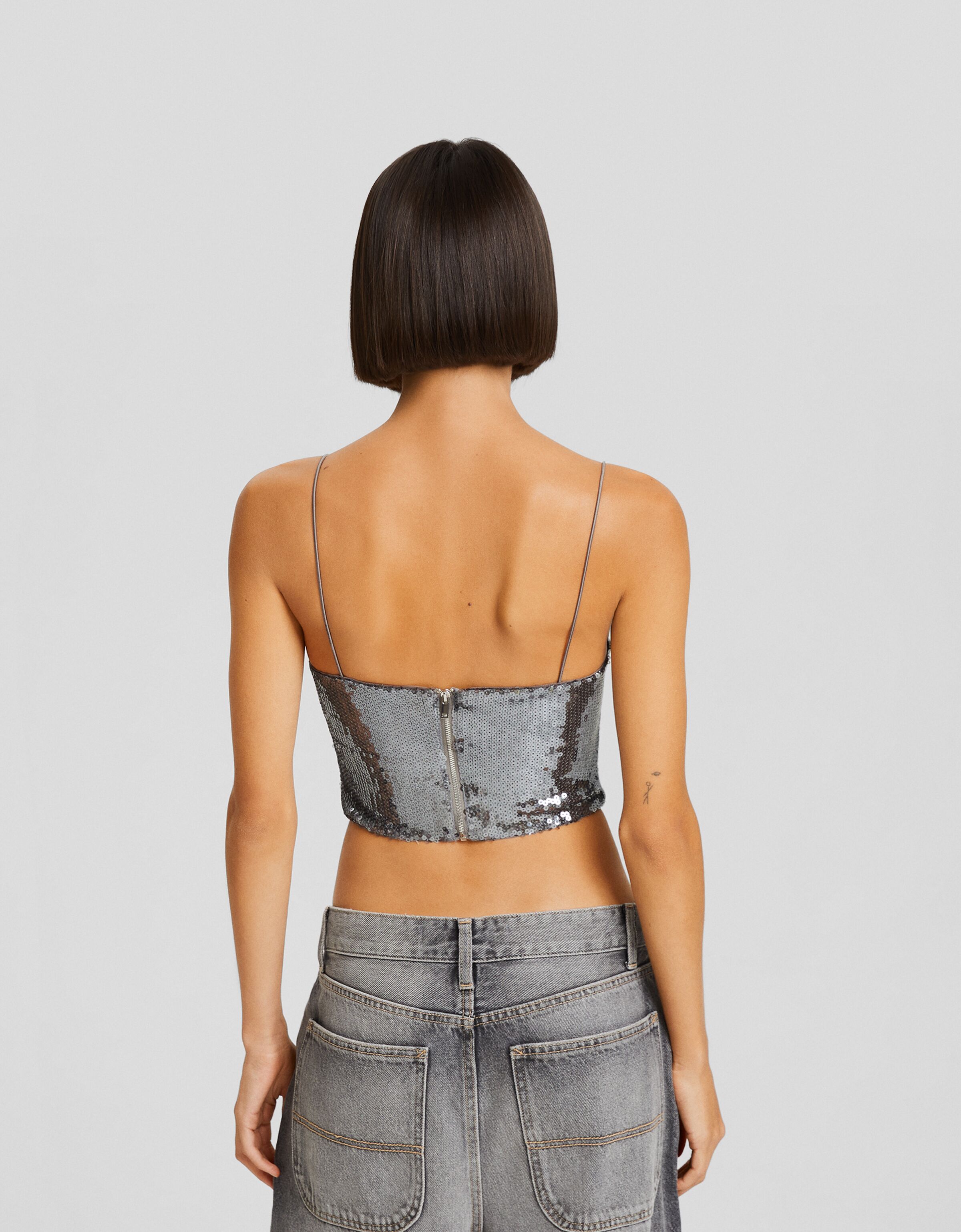 Top tirantes cropped cut out lentejuelas