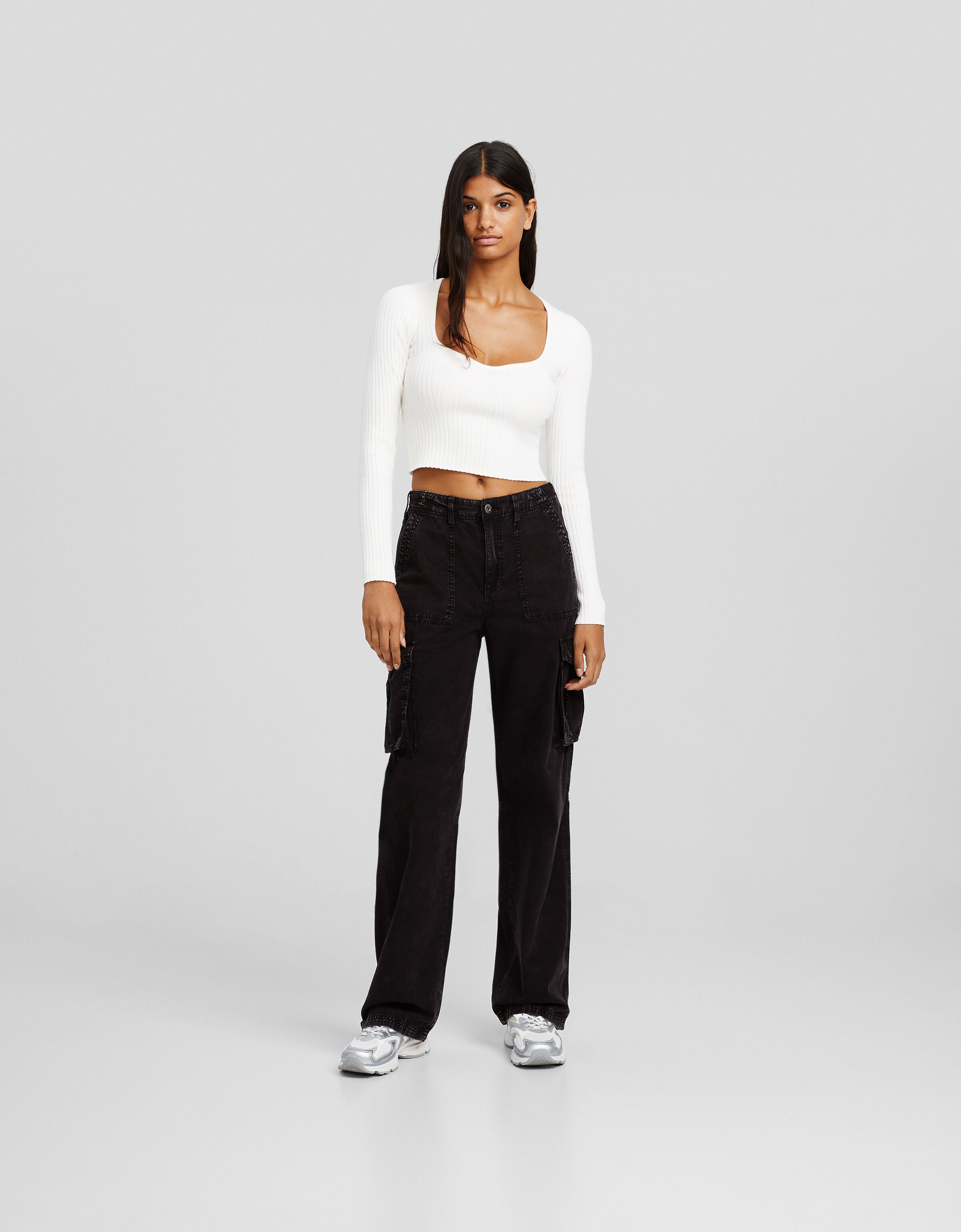 Pantalón straight cargo ajustable