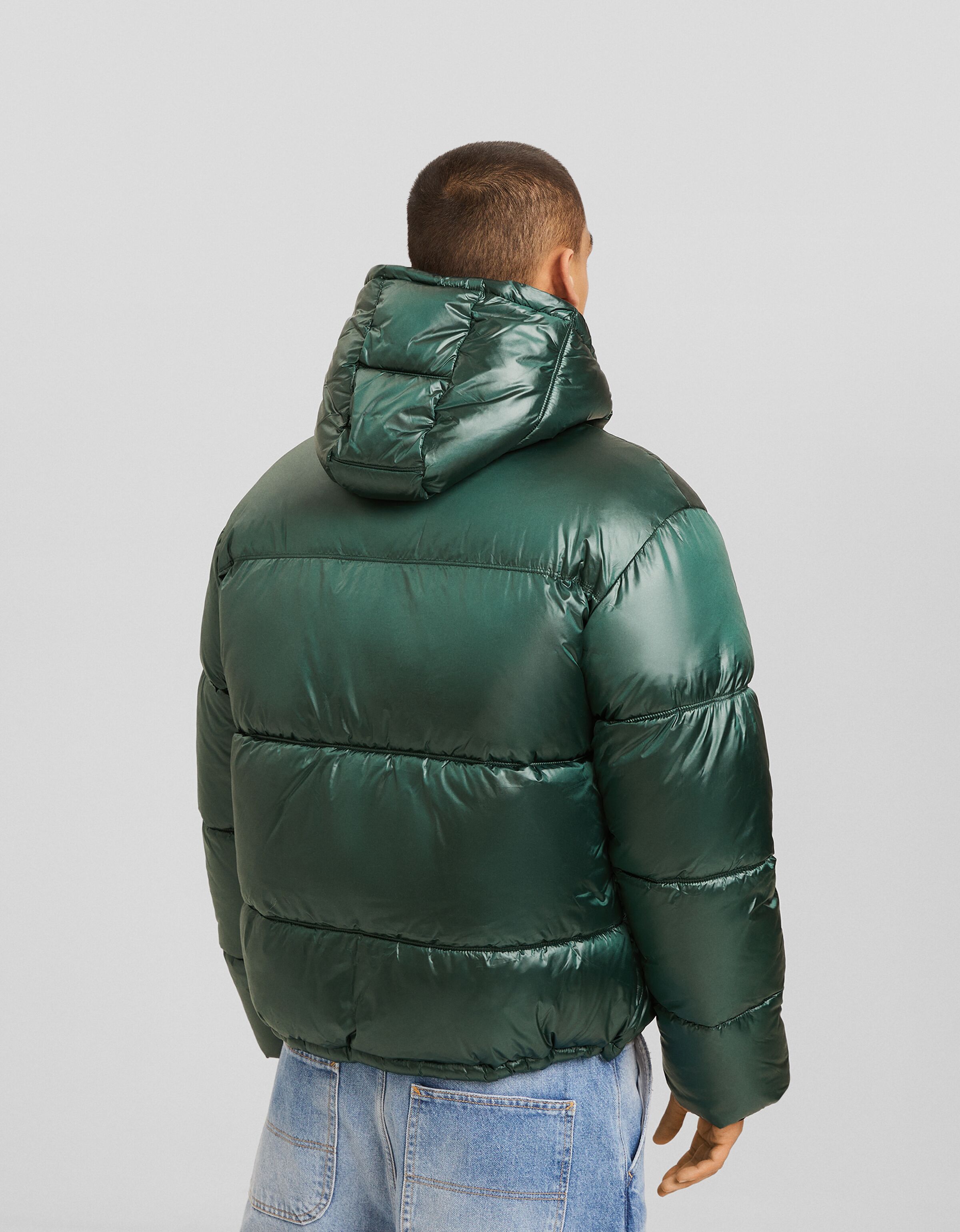 Cazadora acolchada acabado brillo