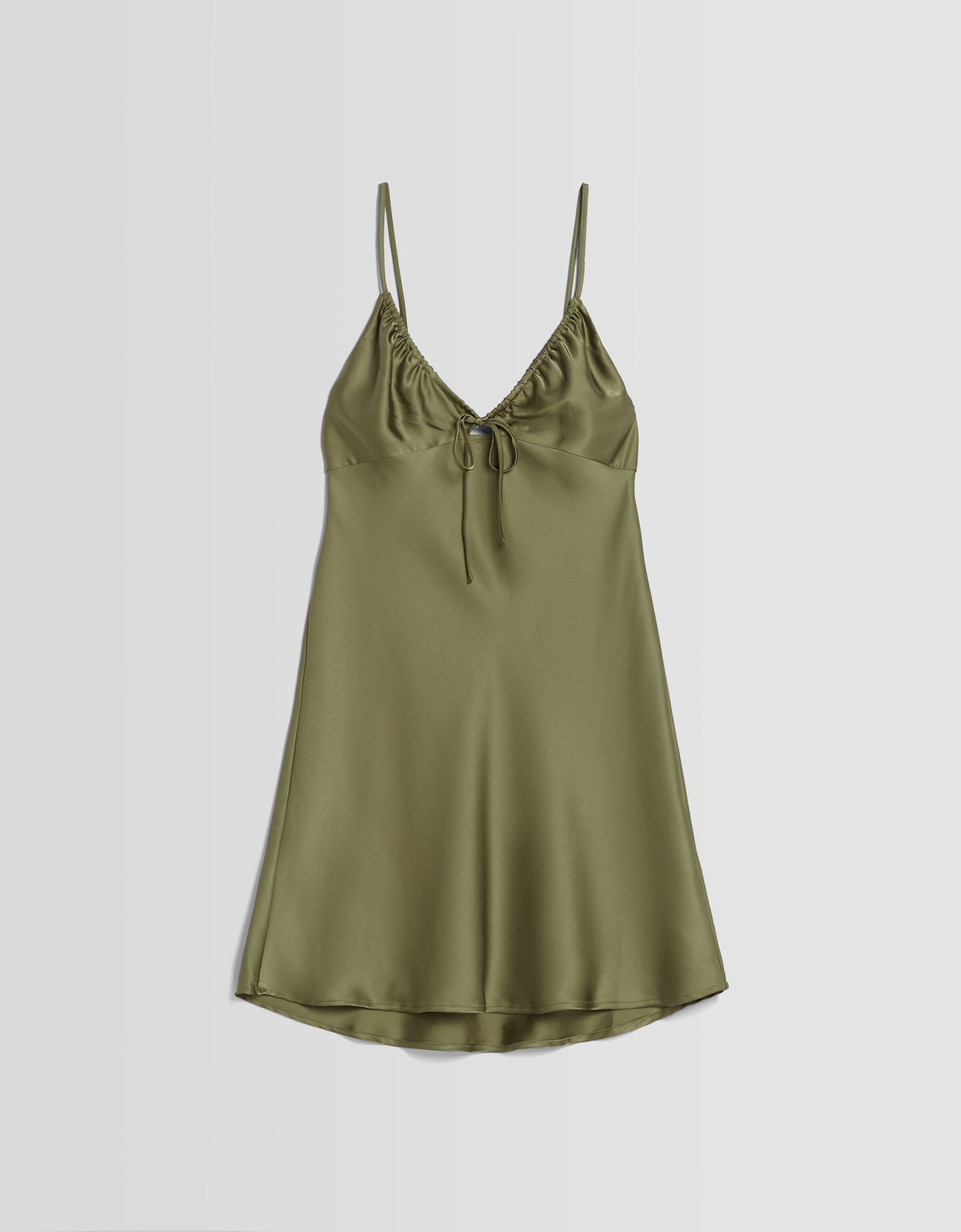 Vestido mini tirantes satinado fluido frunce