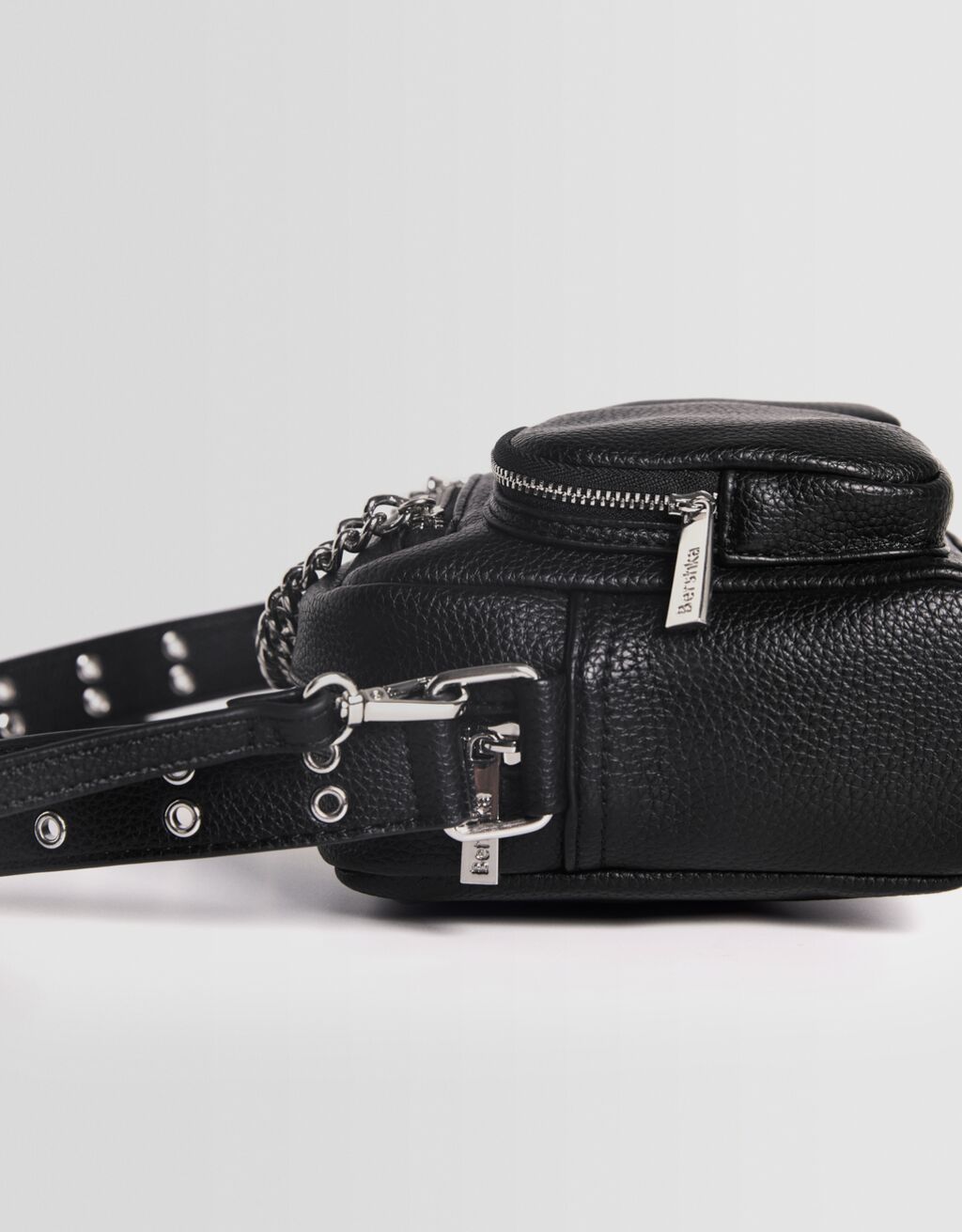 Bolso bandolera multiposición cadena bolsillos