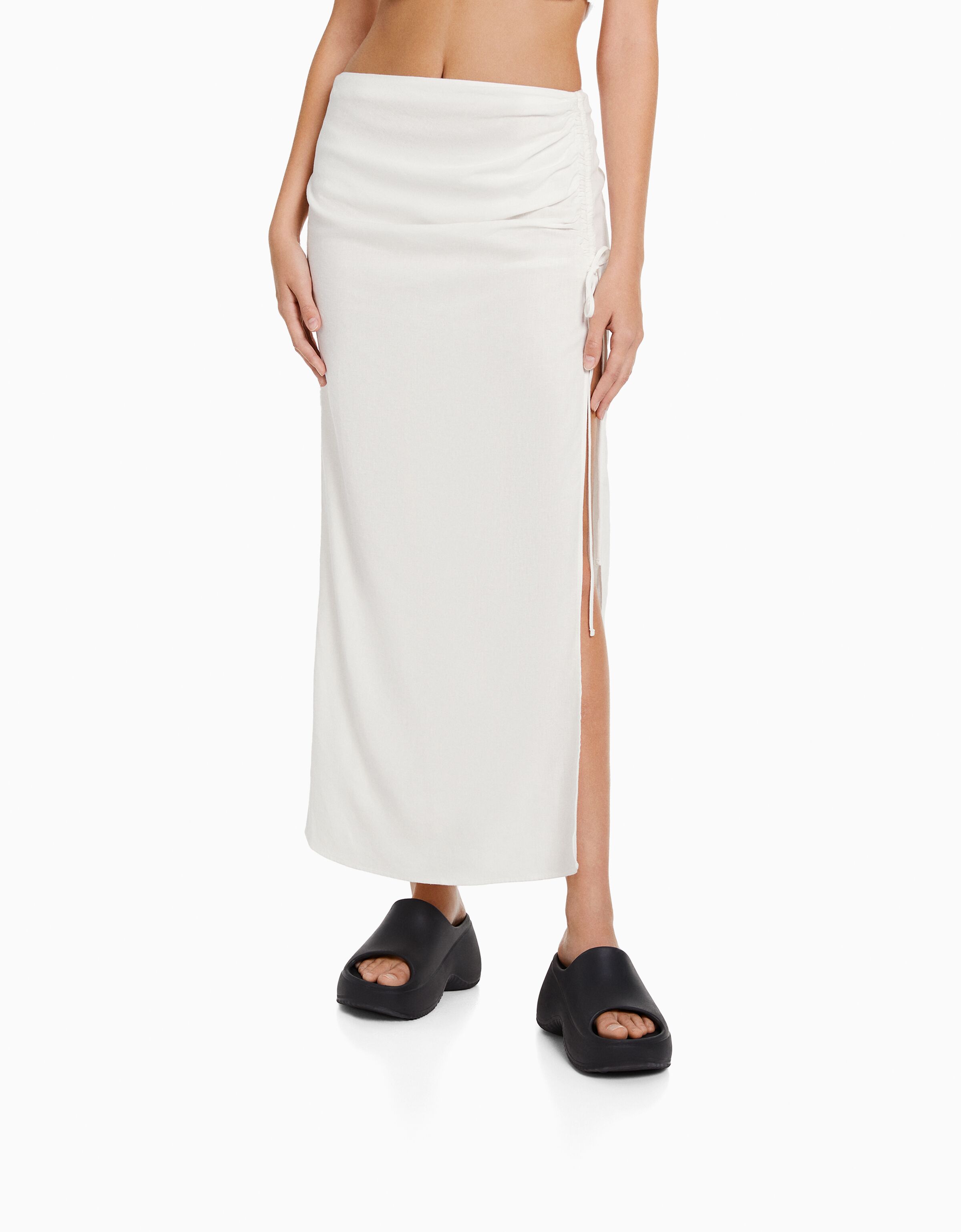 Falda midi con lino frunce