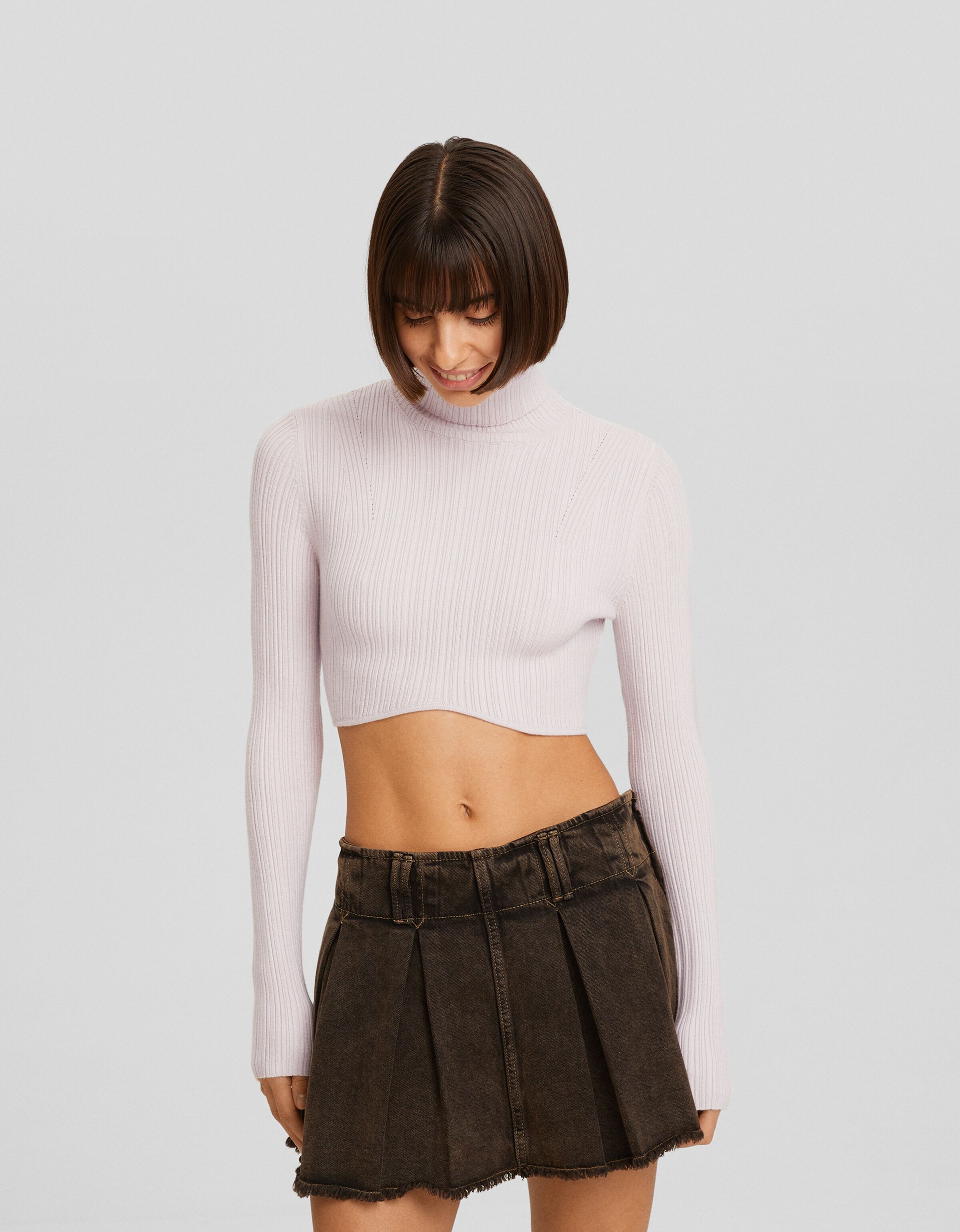 Jersey cropped cuello subido rib