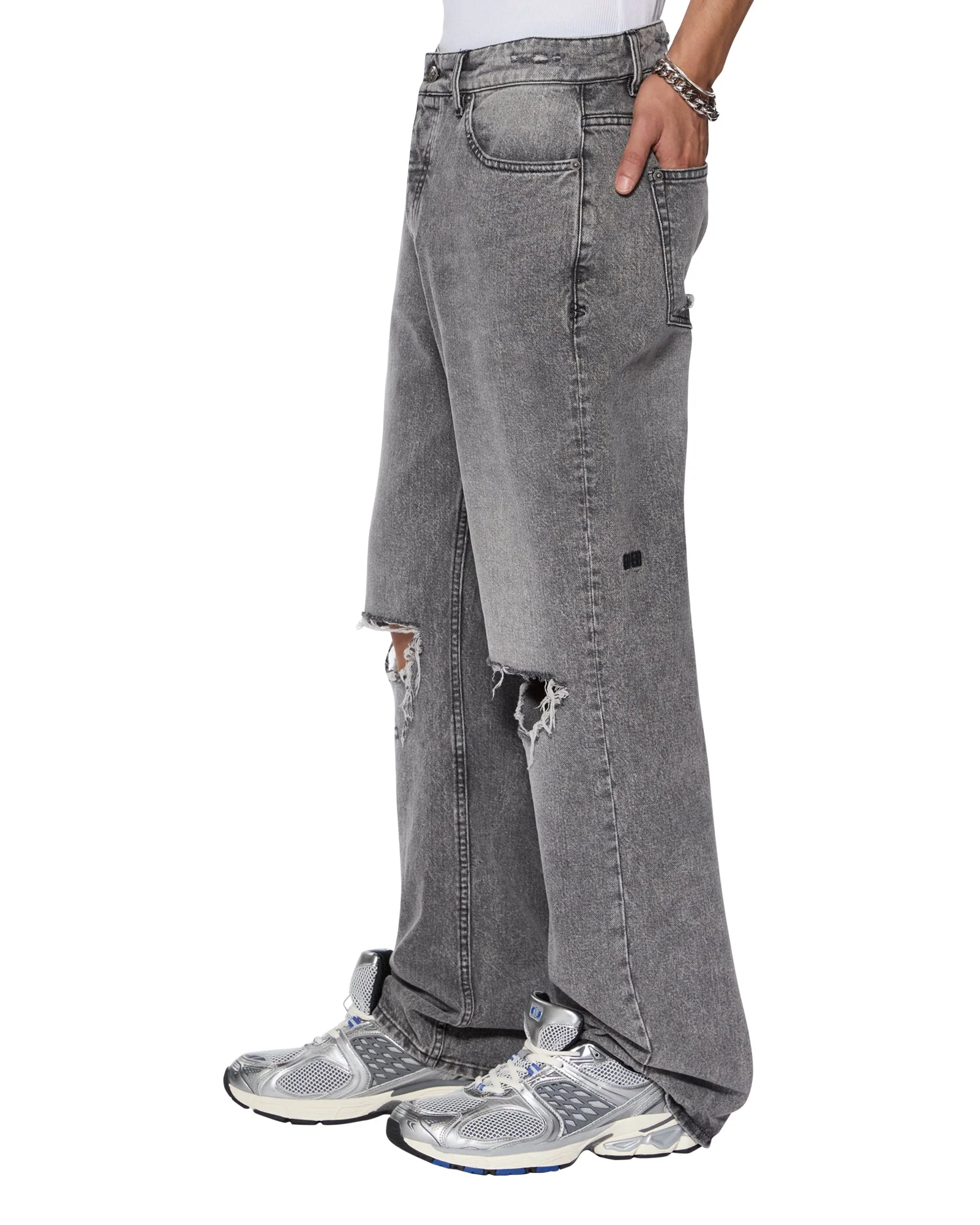 BRONKO SMOKE TRASHED