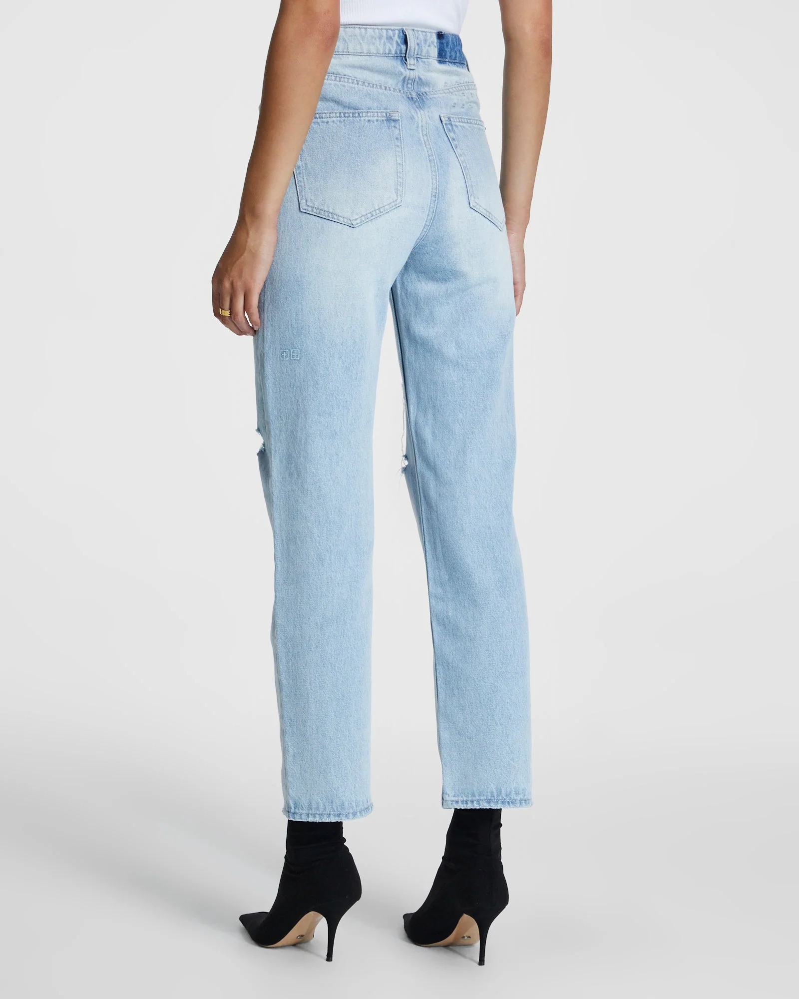 BROOKLYN JEAN SENSE SLICED