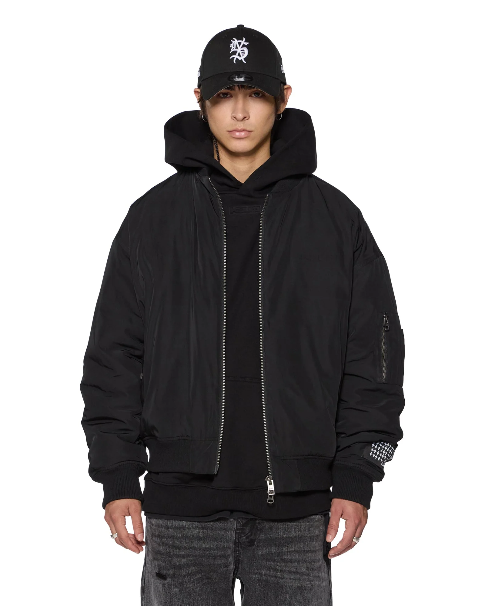 INTRUDER BOMBER JACKET BLACK
