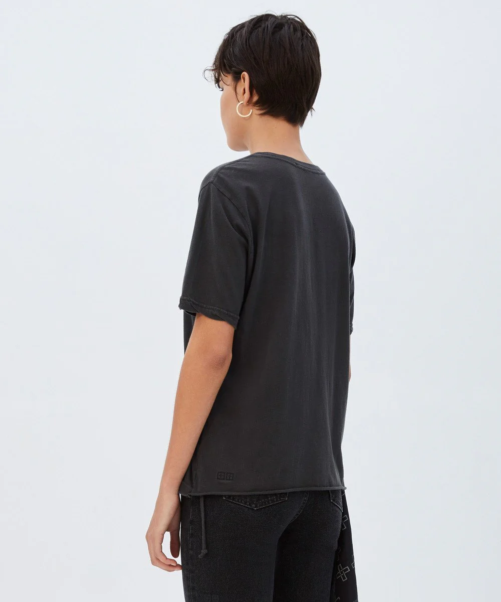 JACKSON SS TEE BACK TO BLACK