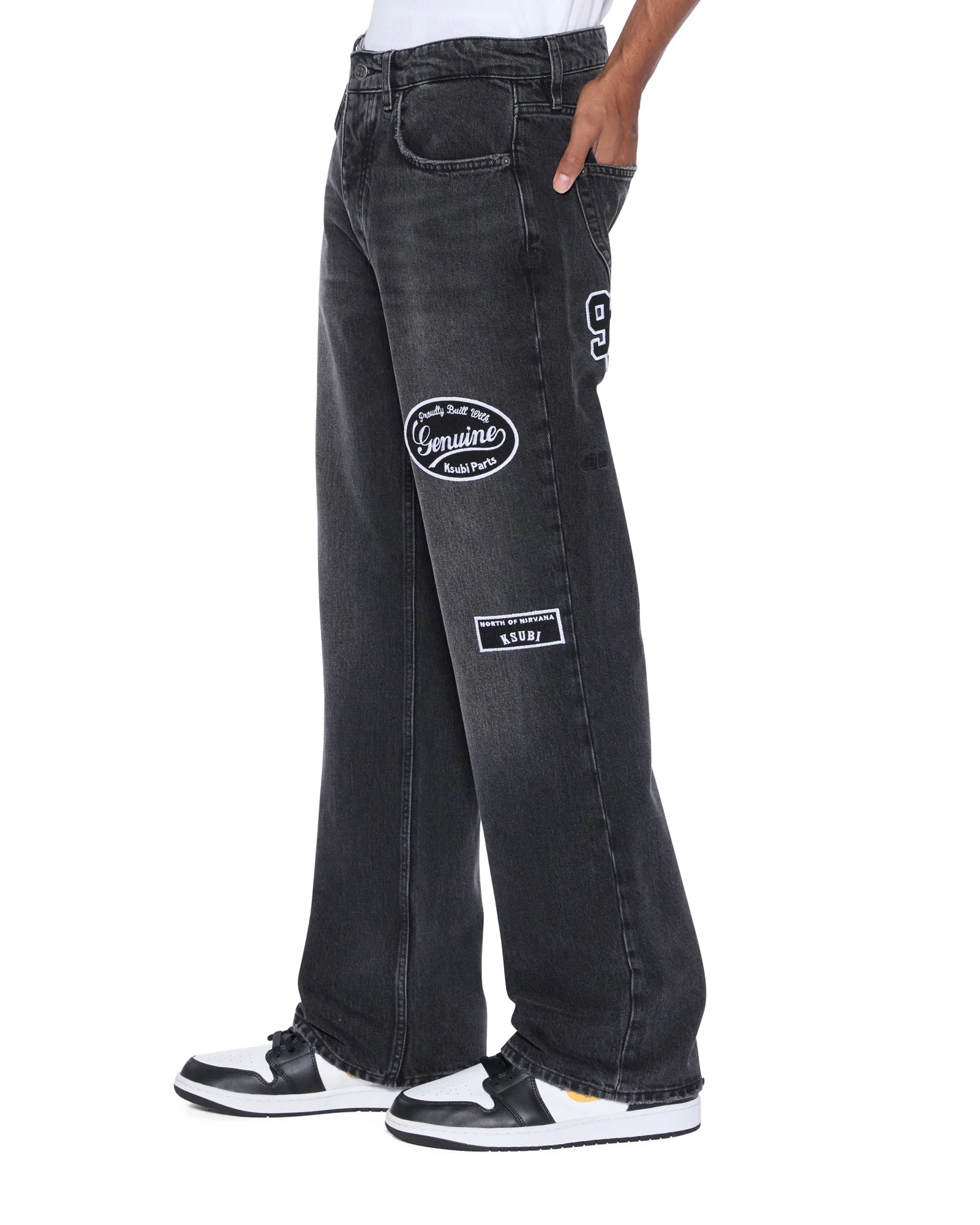 BRONKO ROADHOUSE BLACK PATCHED