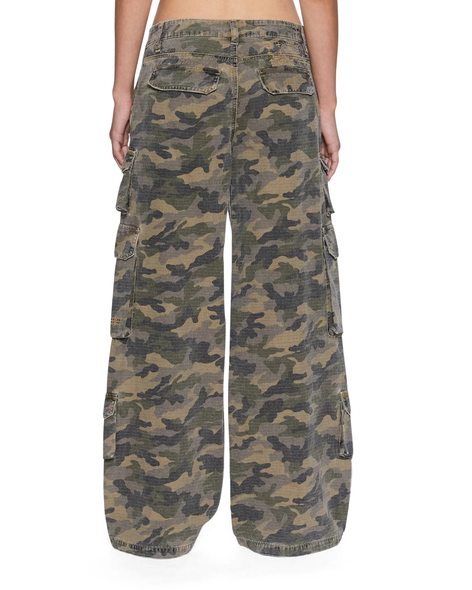 DROPOUT CARGO PANT CAMO