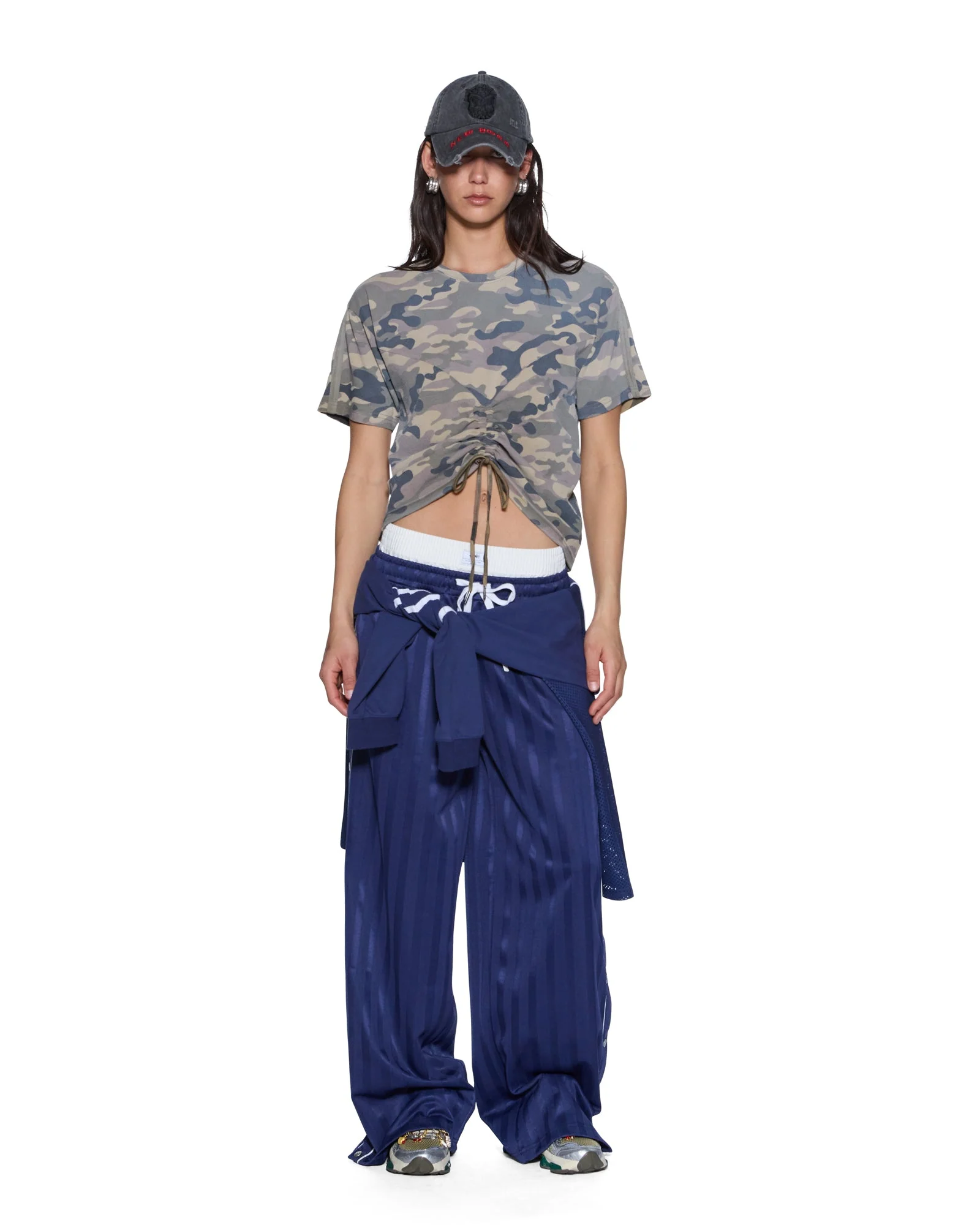 RUCHED EVERYDAY SS TEE CAMO