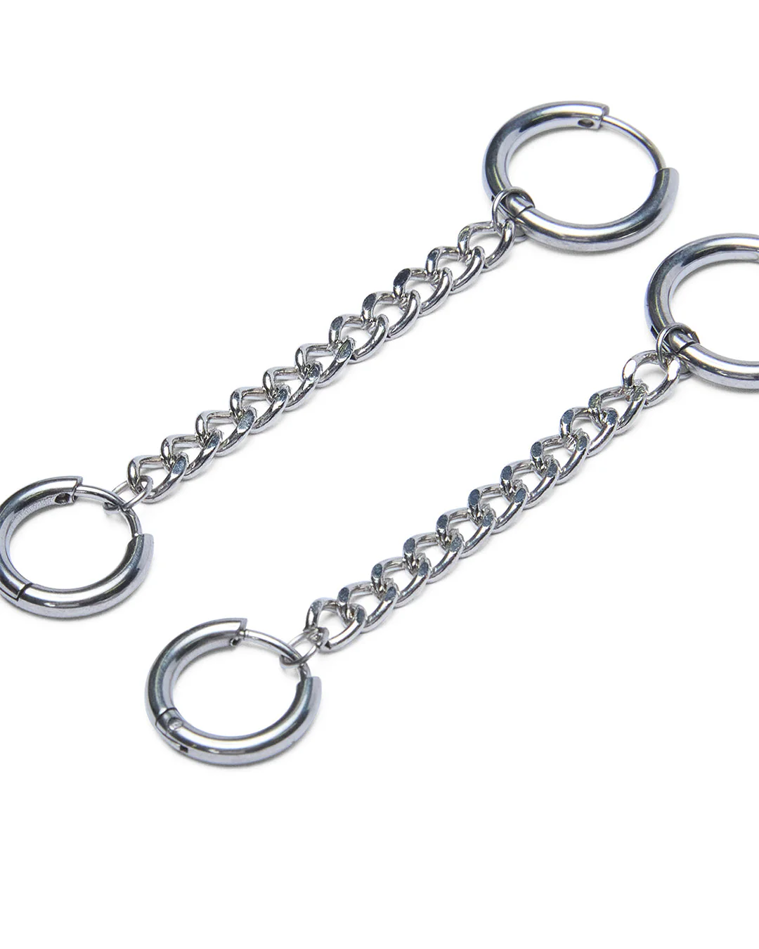 SILVER CHAINLINK HUGGIES