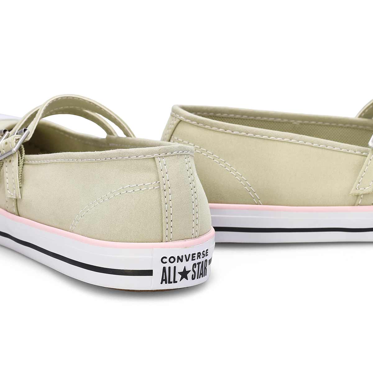 Converse Chuck Taylor All Star Dainty Mary Jane Women
