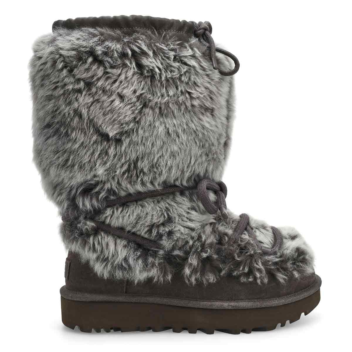 UGG Classic Tall Chalet Women