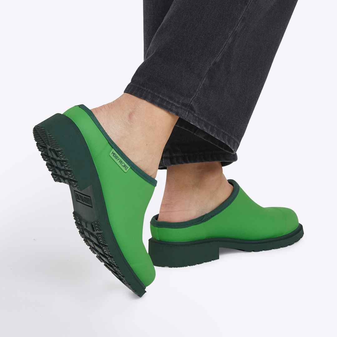 Billie Clog Grasshopper Green