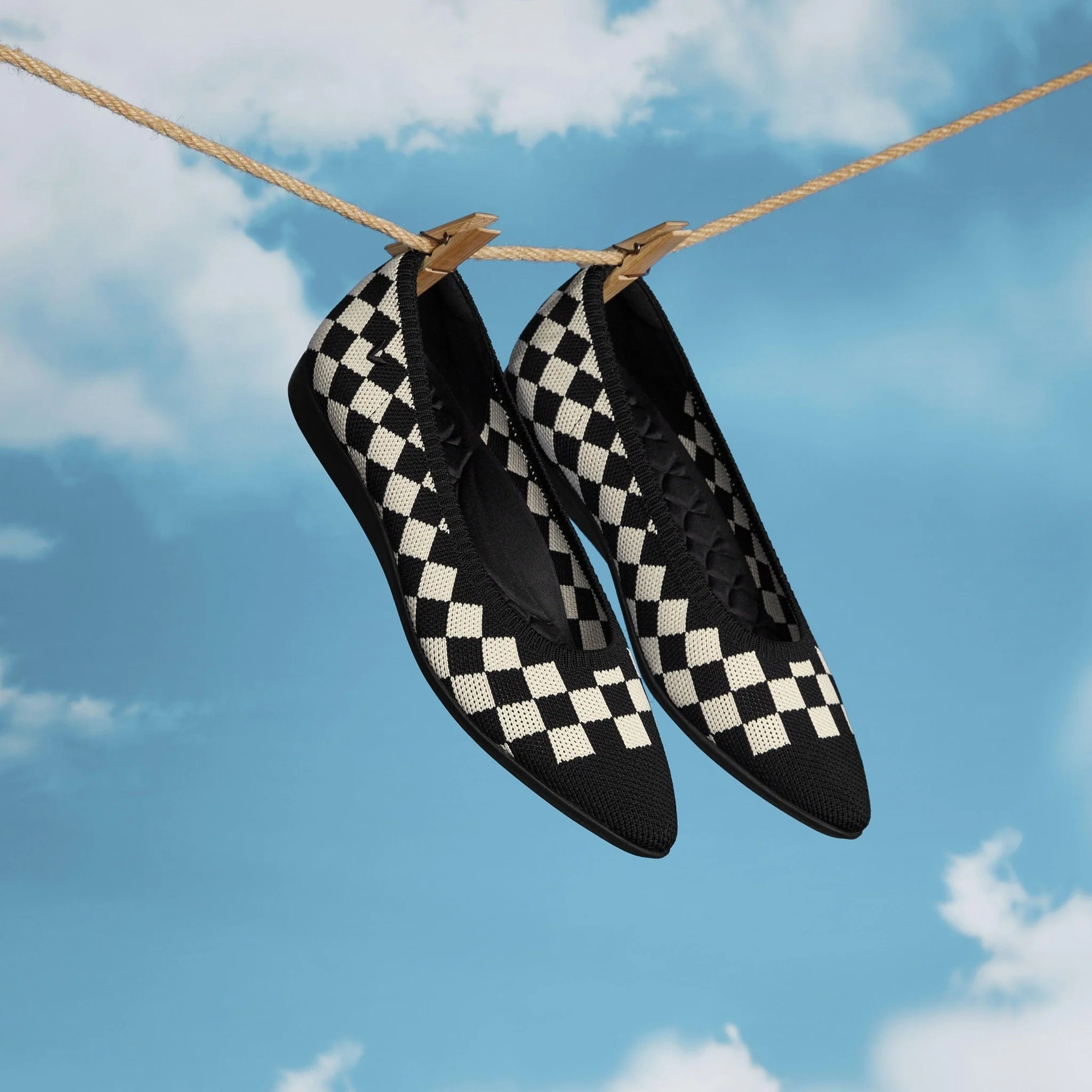 [Aria Walker] ポインテッドトゥ 超軽量 厚底 フラットシューズ