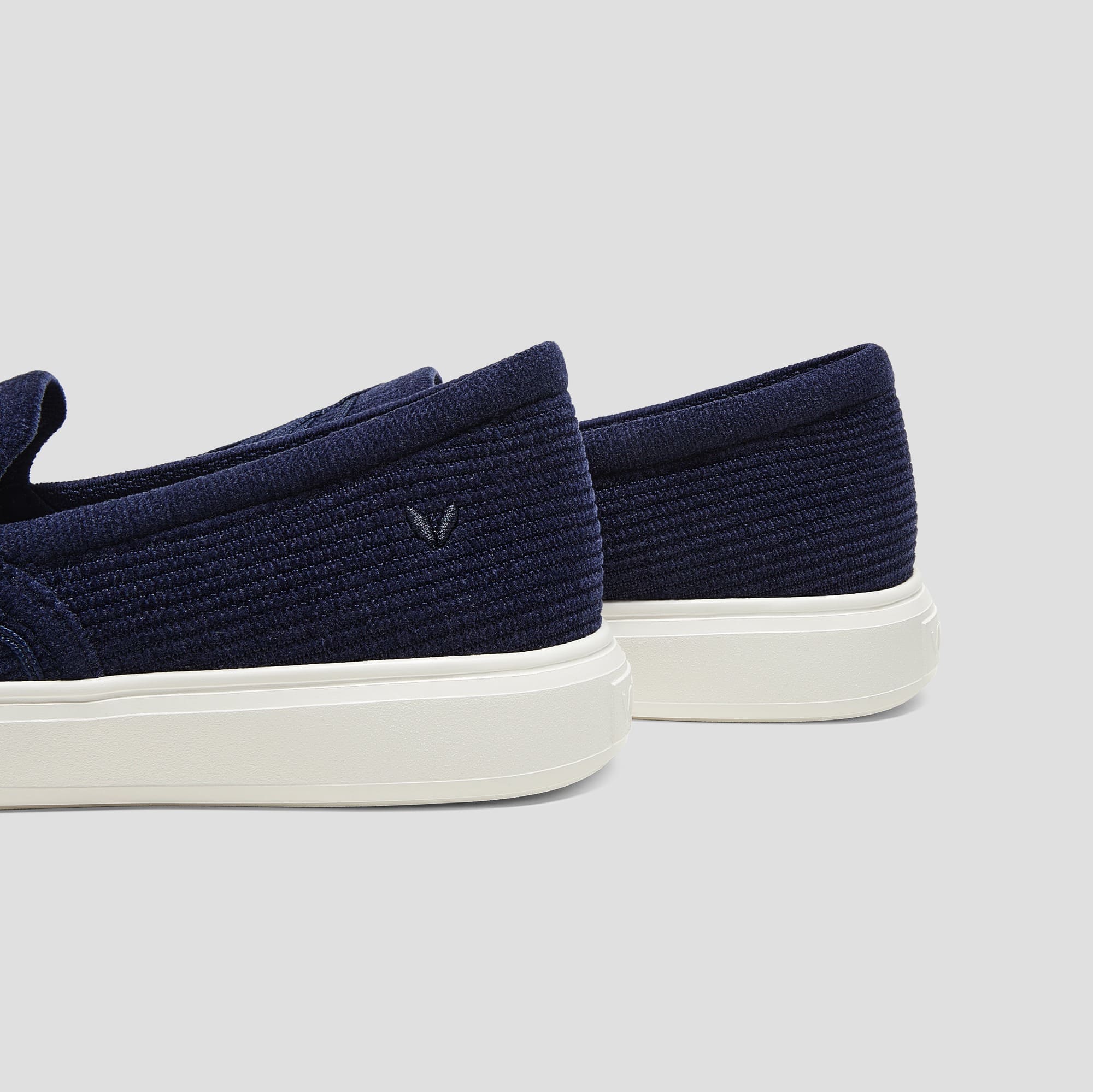 [V-Tune] ユニセックス スニーカー