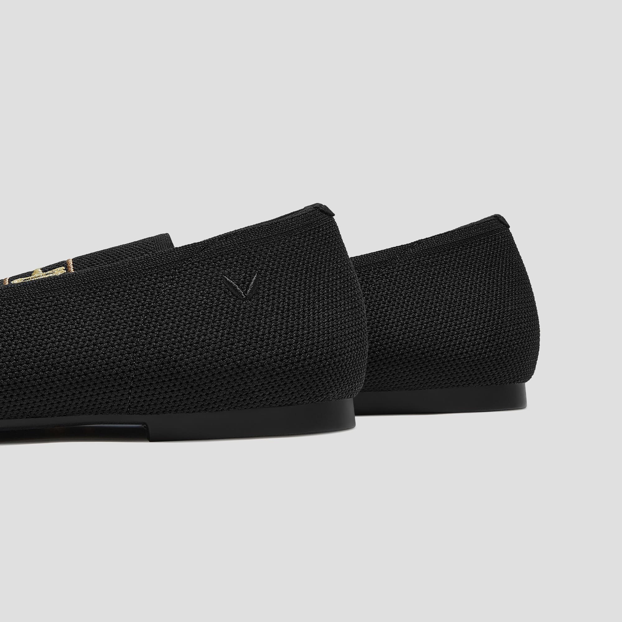 [Audrey] ラウンドトゥ 刺繍 ローファー