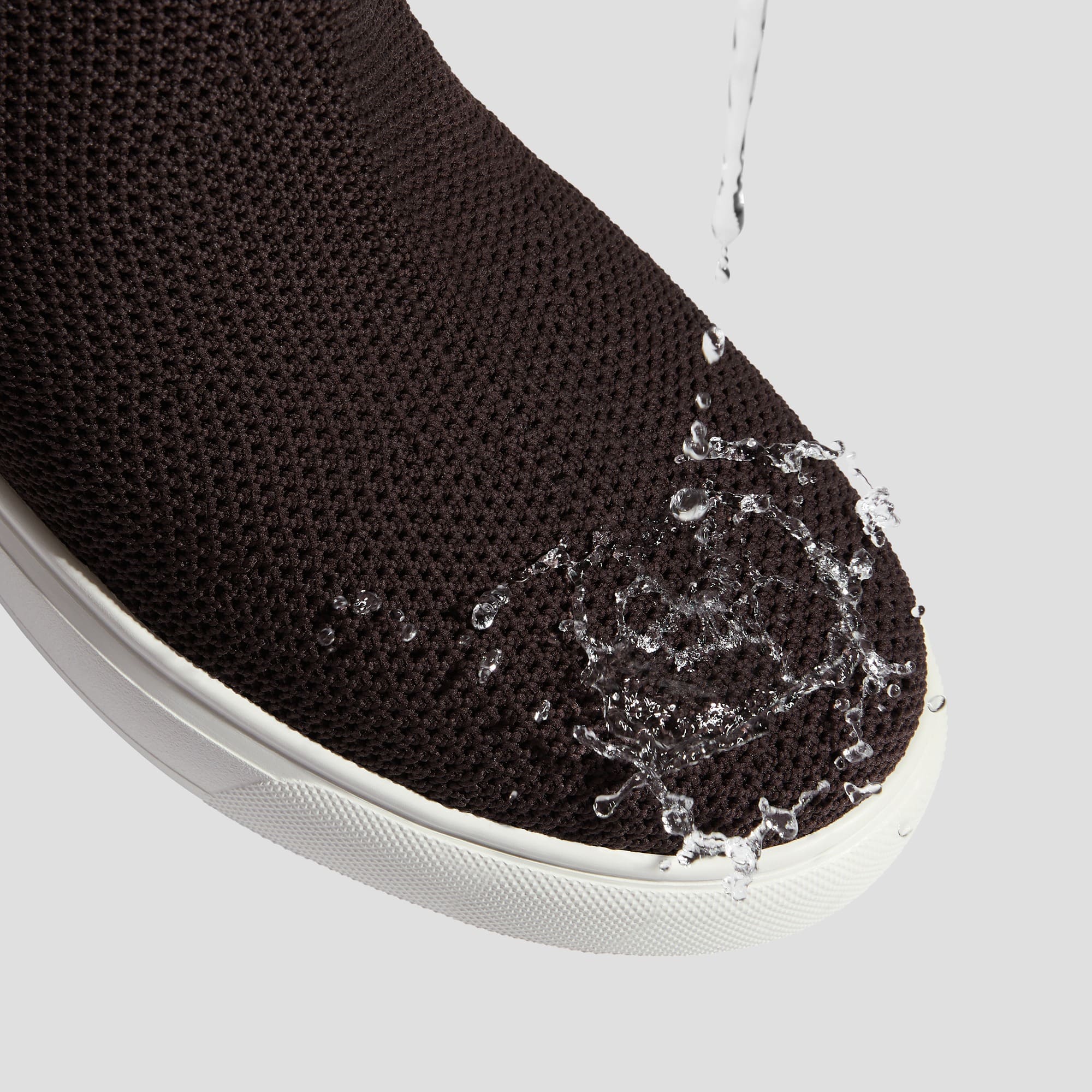 [Casey] ラウンドトゥ ヒドゥンウェッジ スニーカー