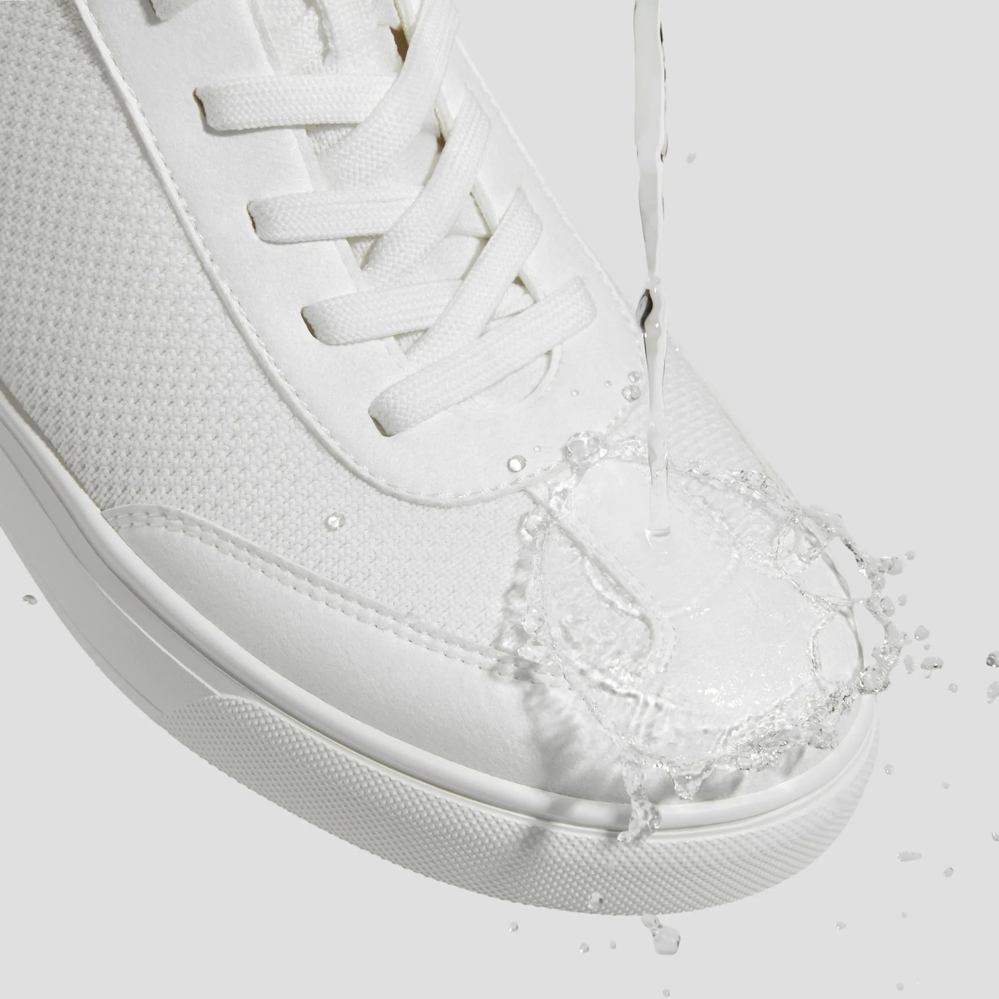 [Versa] ユニセックス スリップオン スニーカー