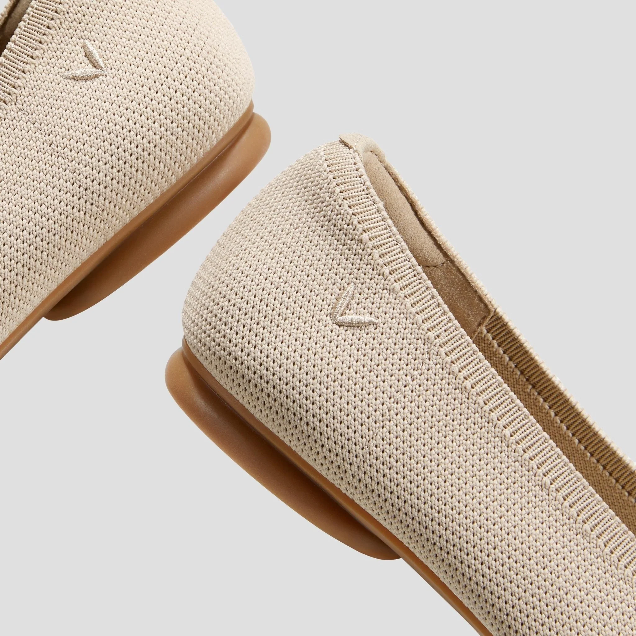 [Tamia 2.0] アーモンドトゥ フラットシューズ