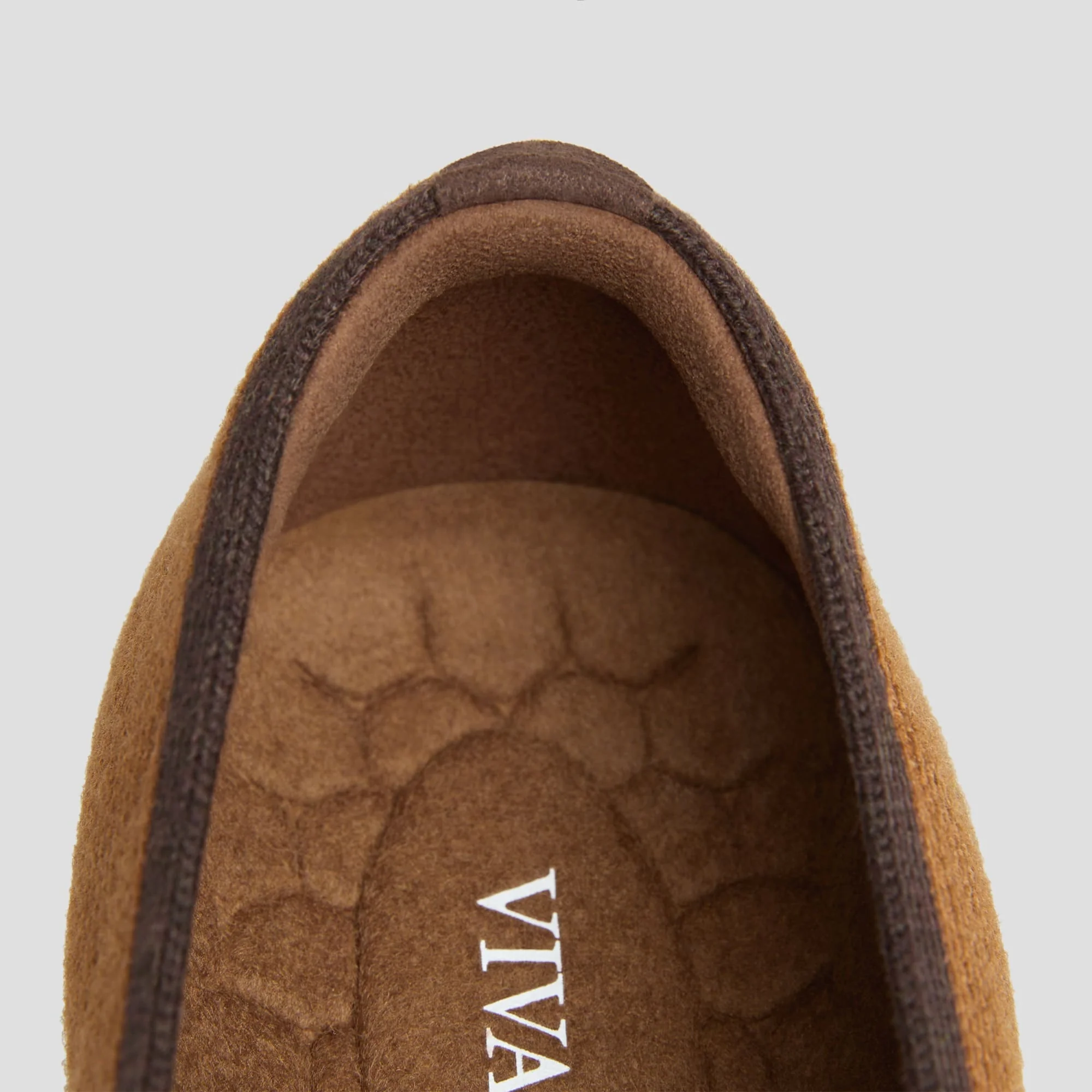 [Francesca] アーモンドトゥ プラットフォーム トラックソールローファー