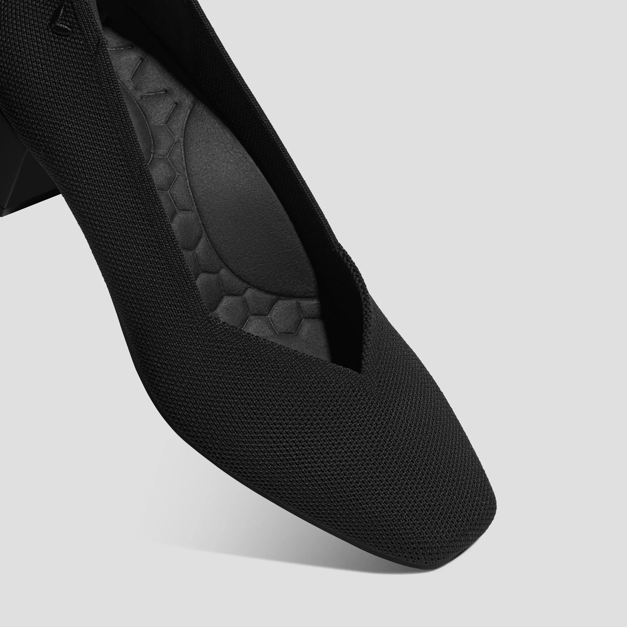 [Megan] スクエアトゥ ストレスフリー ブロックヒール