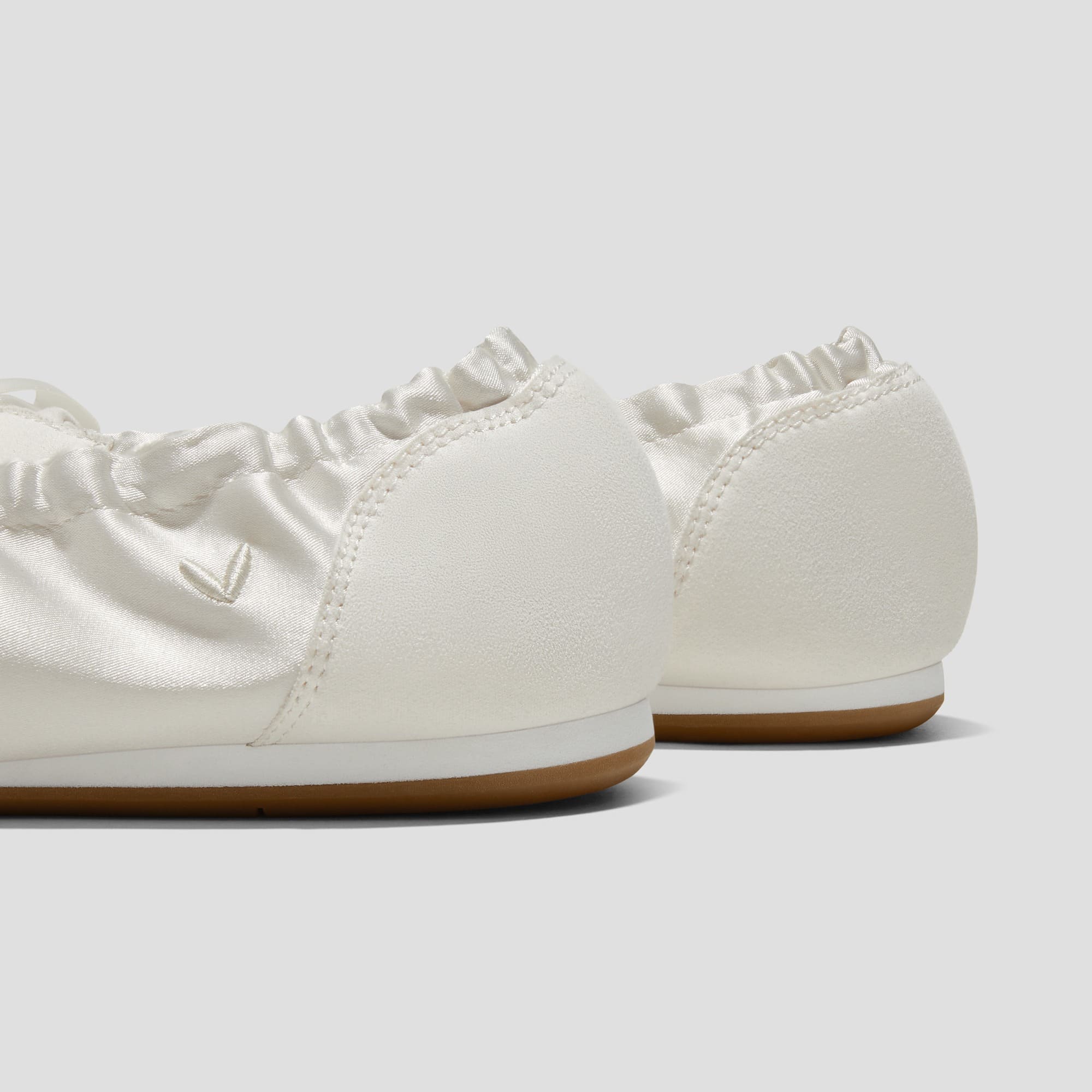 [Yanka] ラウンドトゥ レースアップ スニーカーリーナ