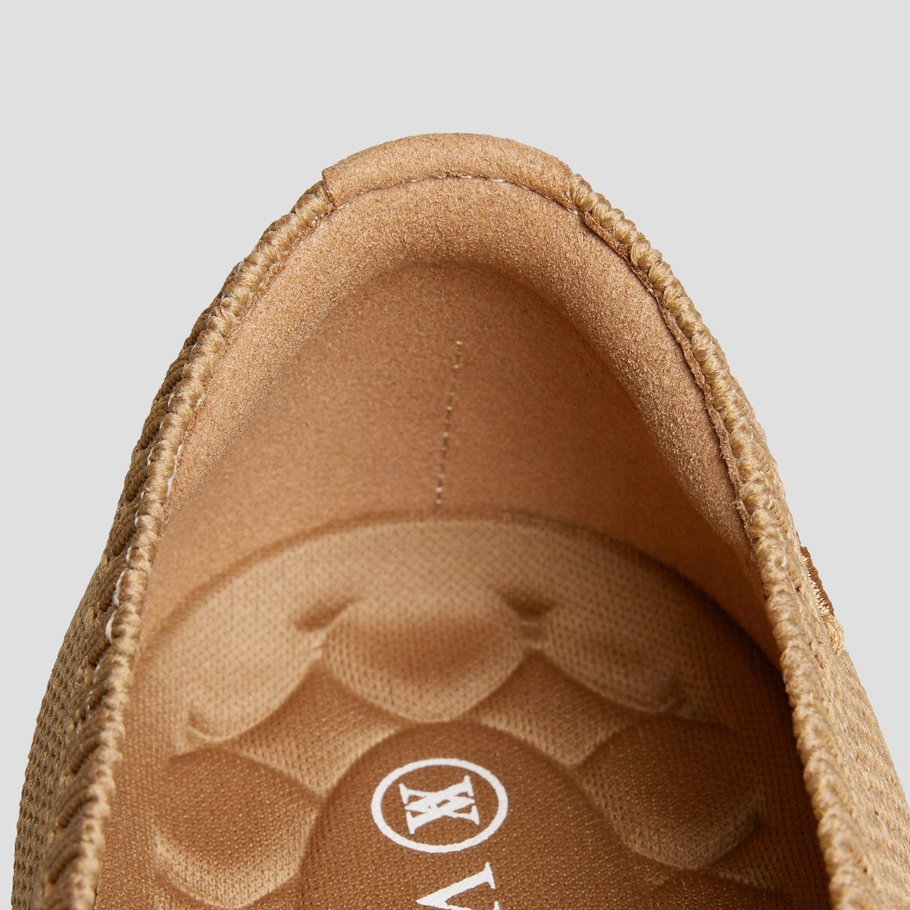 [Aria Walker] ポインテッドトゥ 超軽量 厚底 フラットシューズ