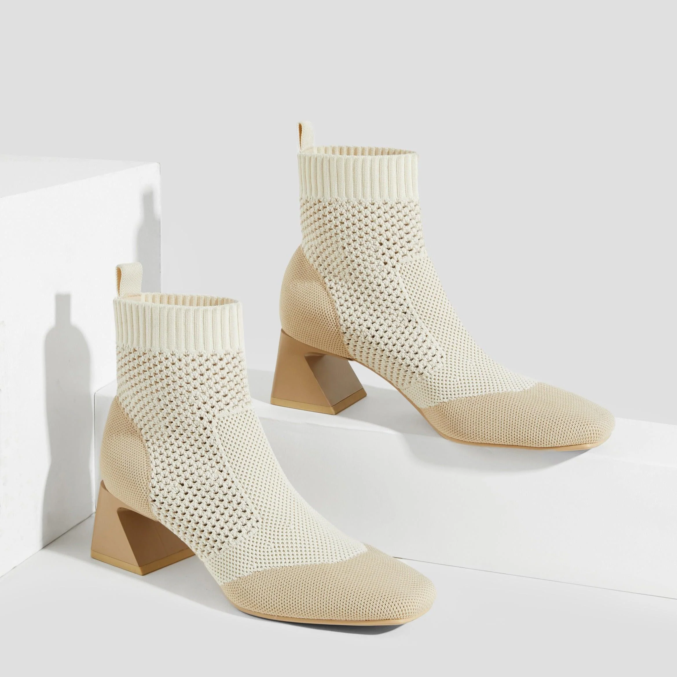 [Melissa 2.0] スクエアトゥ レトロデザイン ショートブーツ