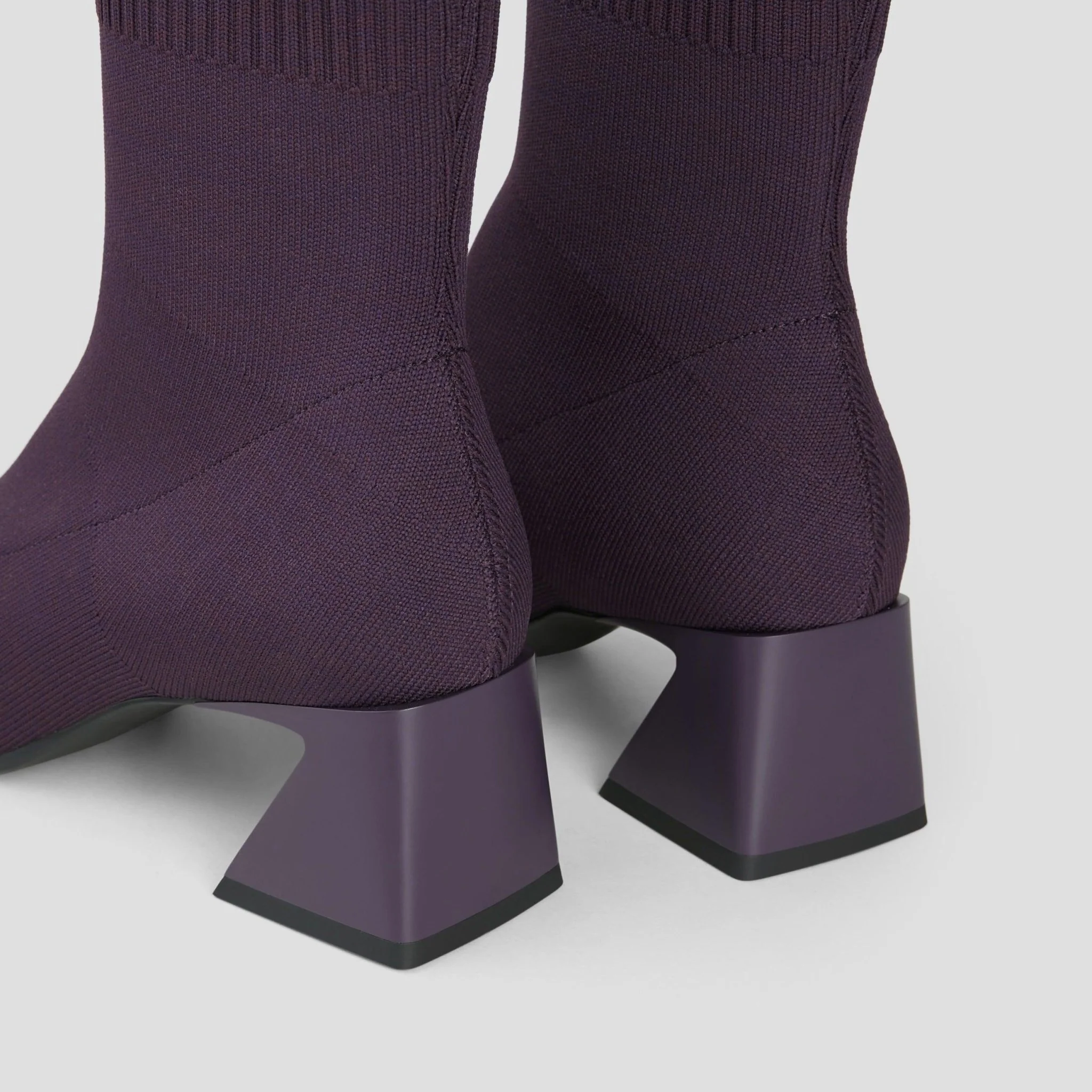 [Regina Pro] スクエアトゥ 撥水加工 ショートブーツ