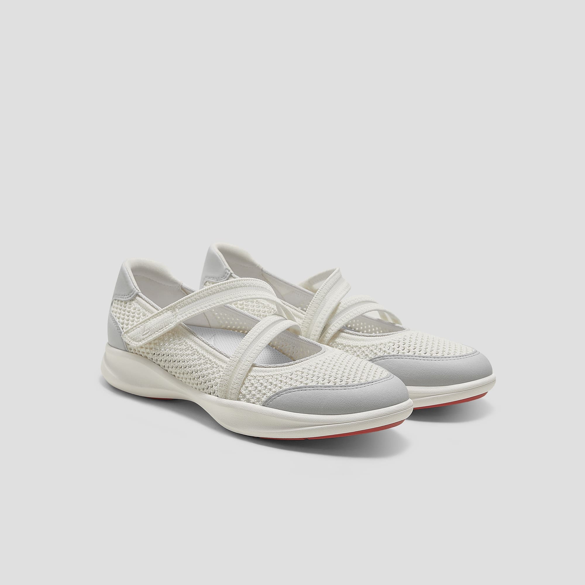 [Walker Pro Isabeli] ラウンドトゥ メッシュ スニーカー フラット