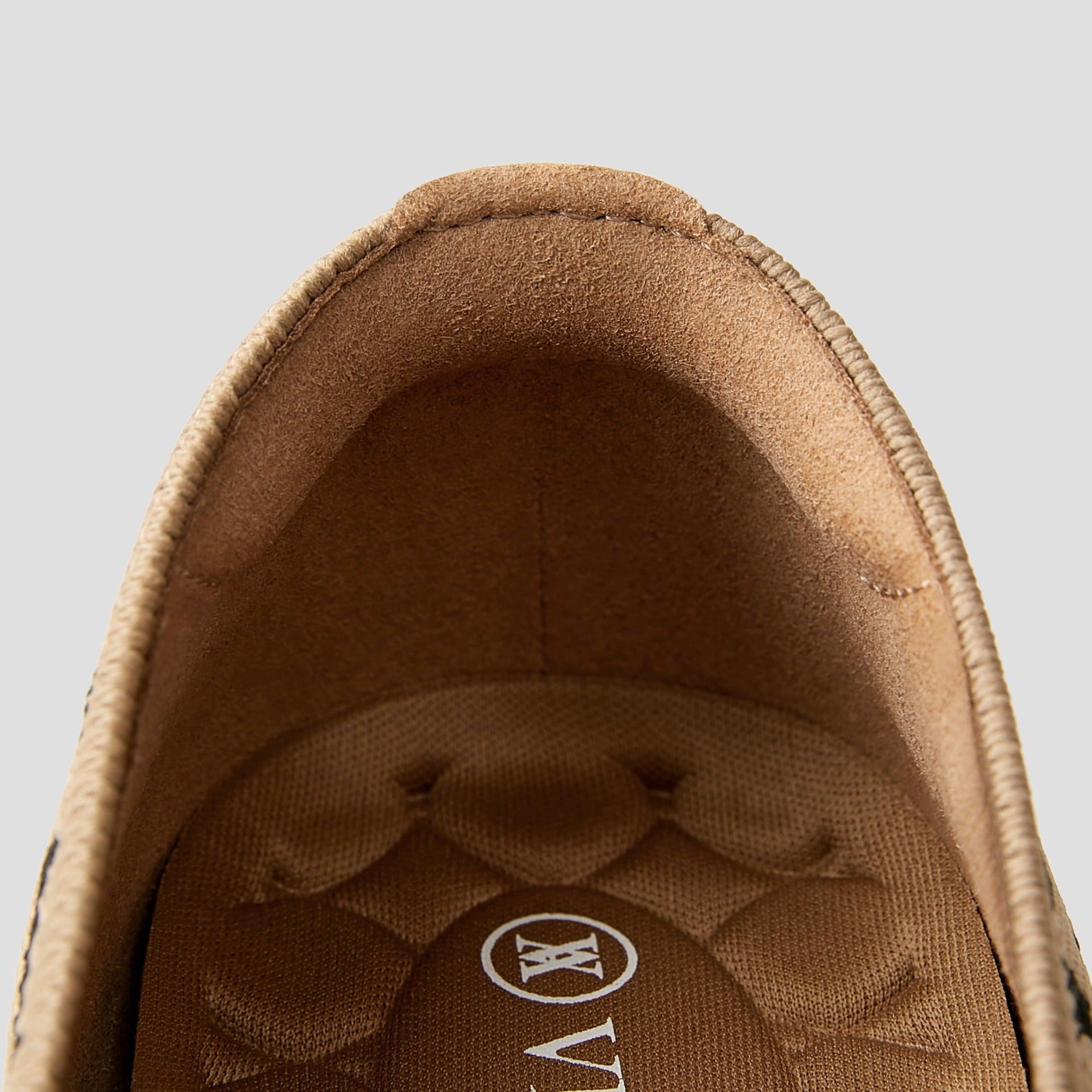 [Aria Wedge Pro] ポインテッドトゥ ウェッジヒール パンプス