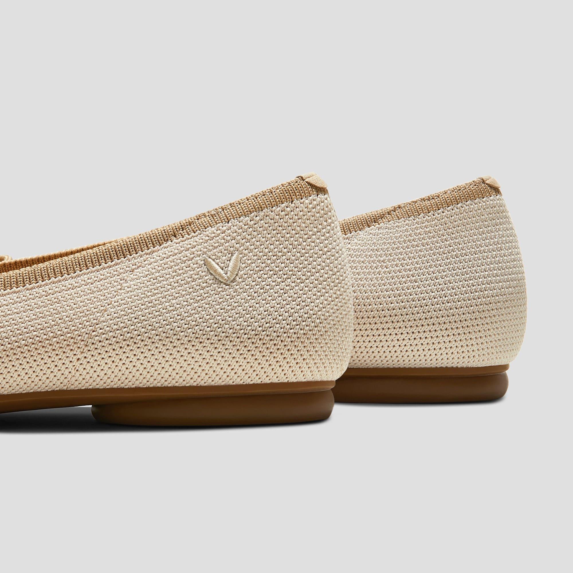 [Tiana] アーモンドトゥ フラットシューズ