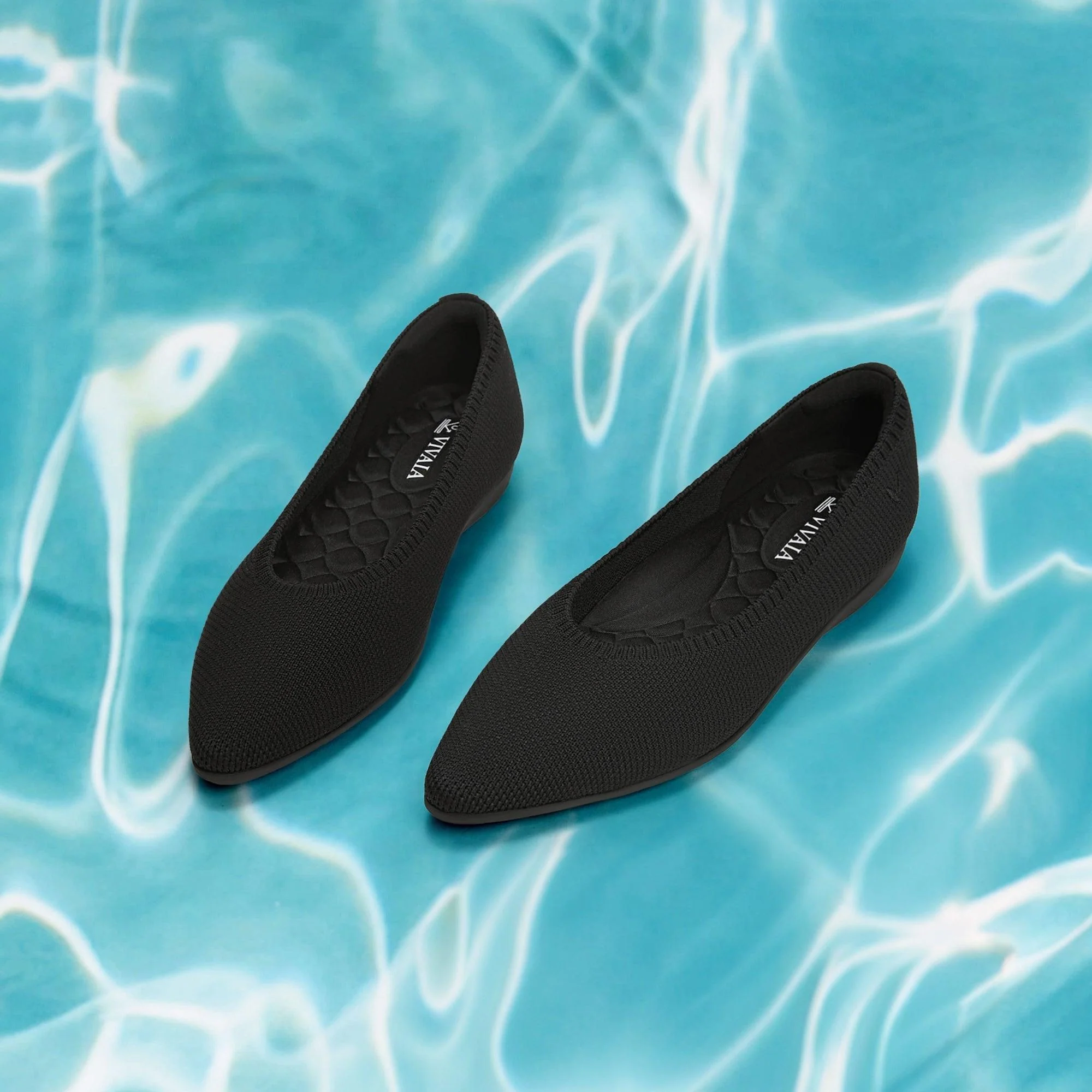 [Aria Walker 超撥水] ポインテッドトゥ 超軽量 厚底 フラットシューズ