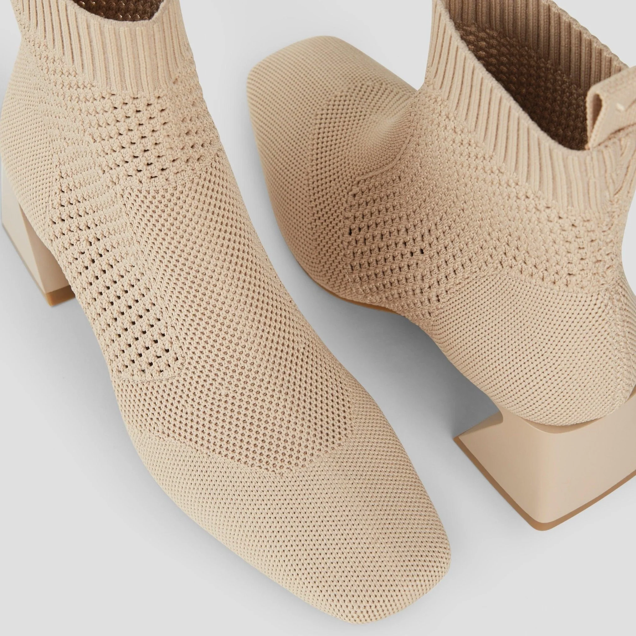 [Melissa 2.0] スクエアトゥ レトロデザイン ショートブーツ