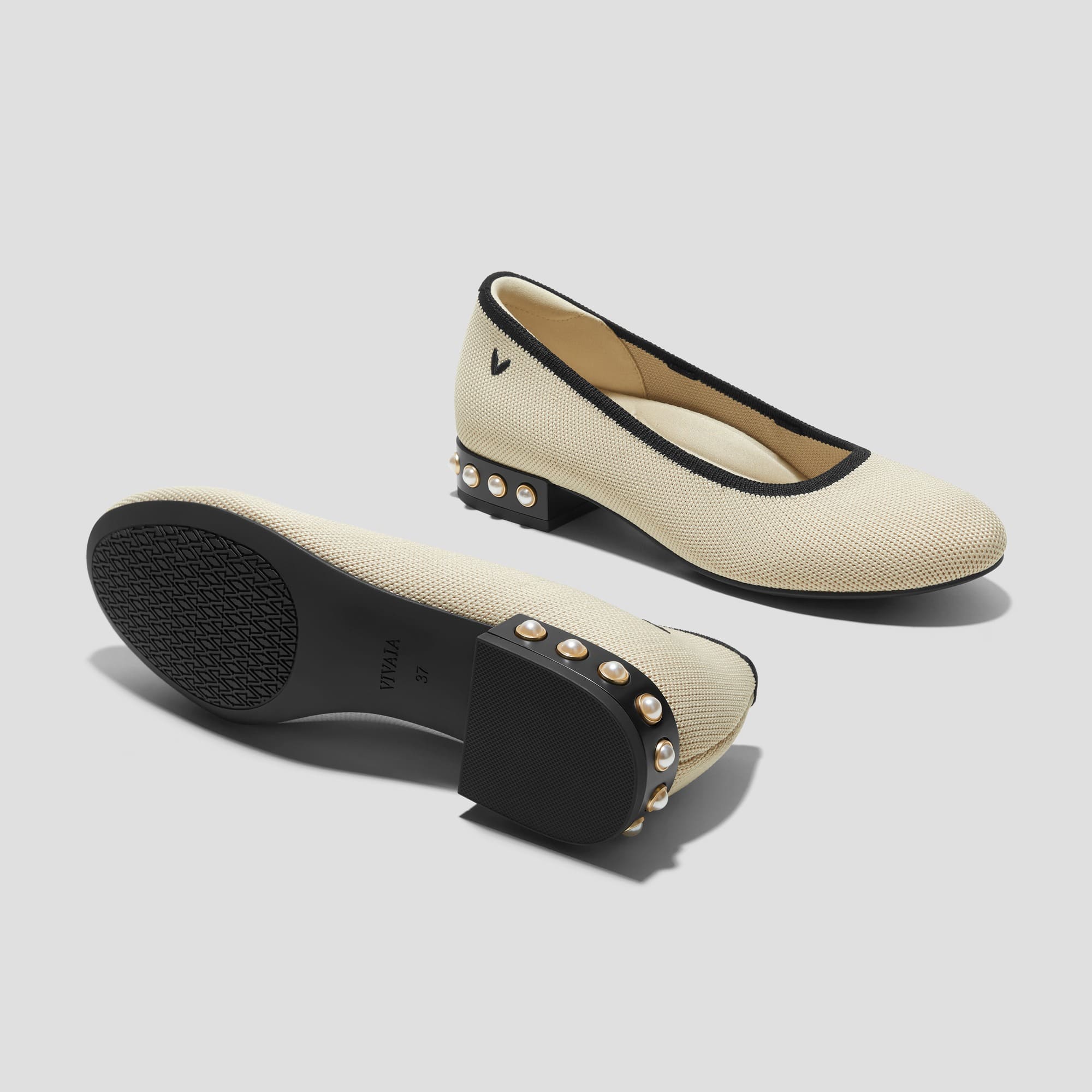 [Barbara] ラウンドトゥ ブロックヒール パンプス