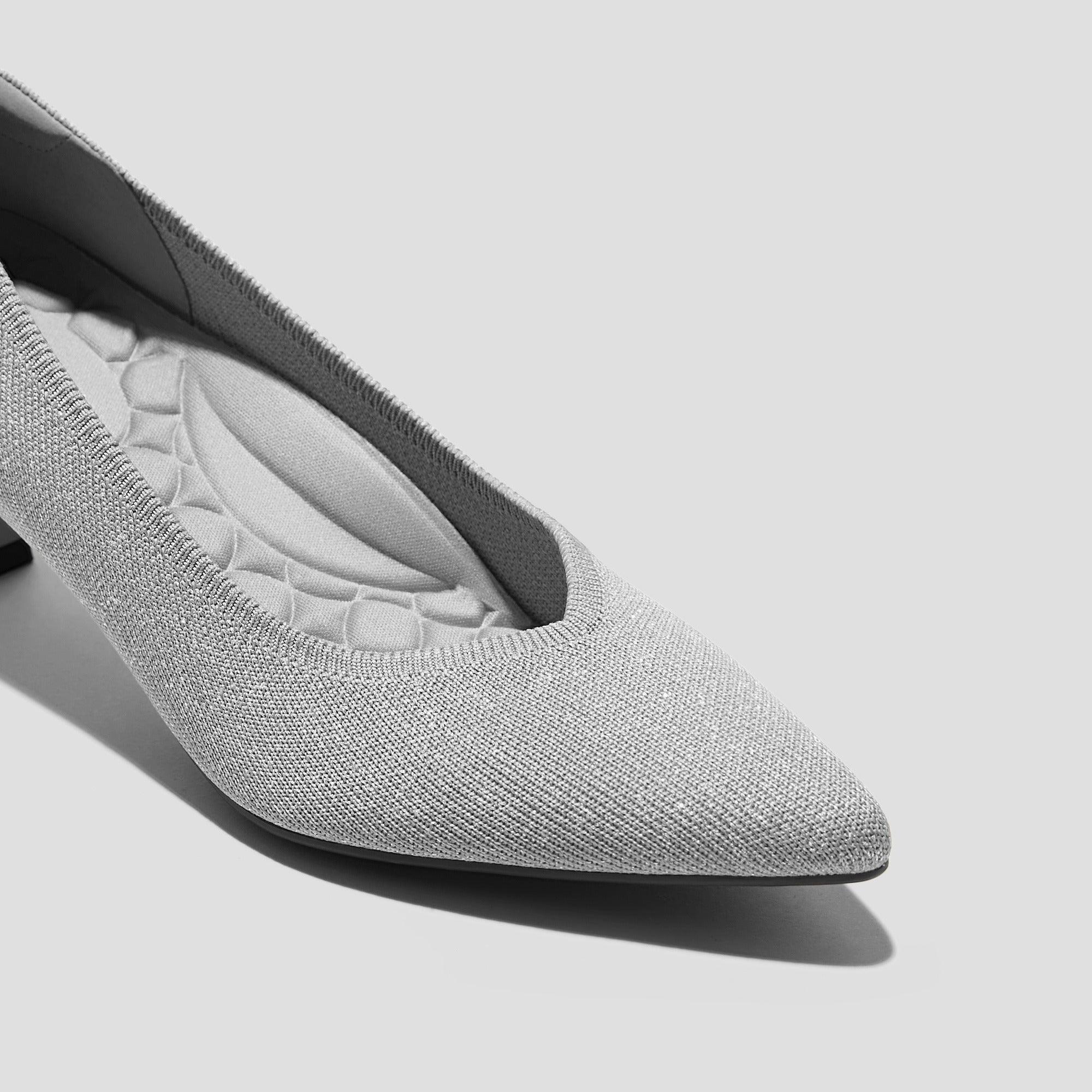 [Scarlett] ポインテッドトゥ  キトゥンヒール パンプス