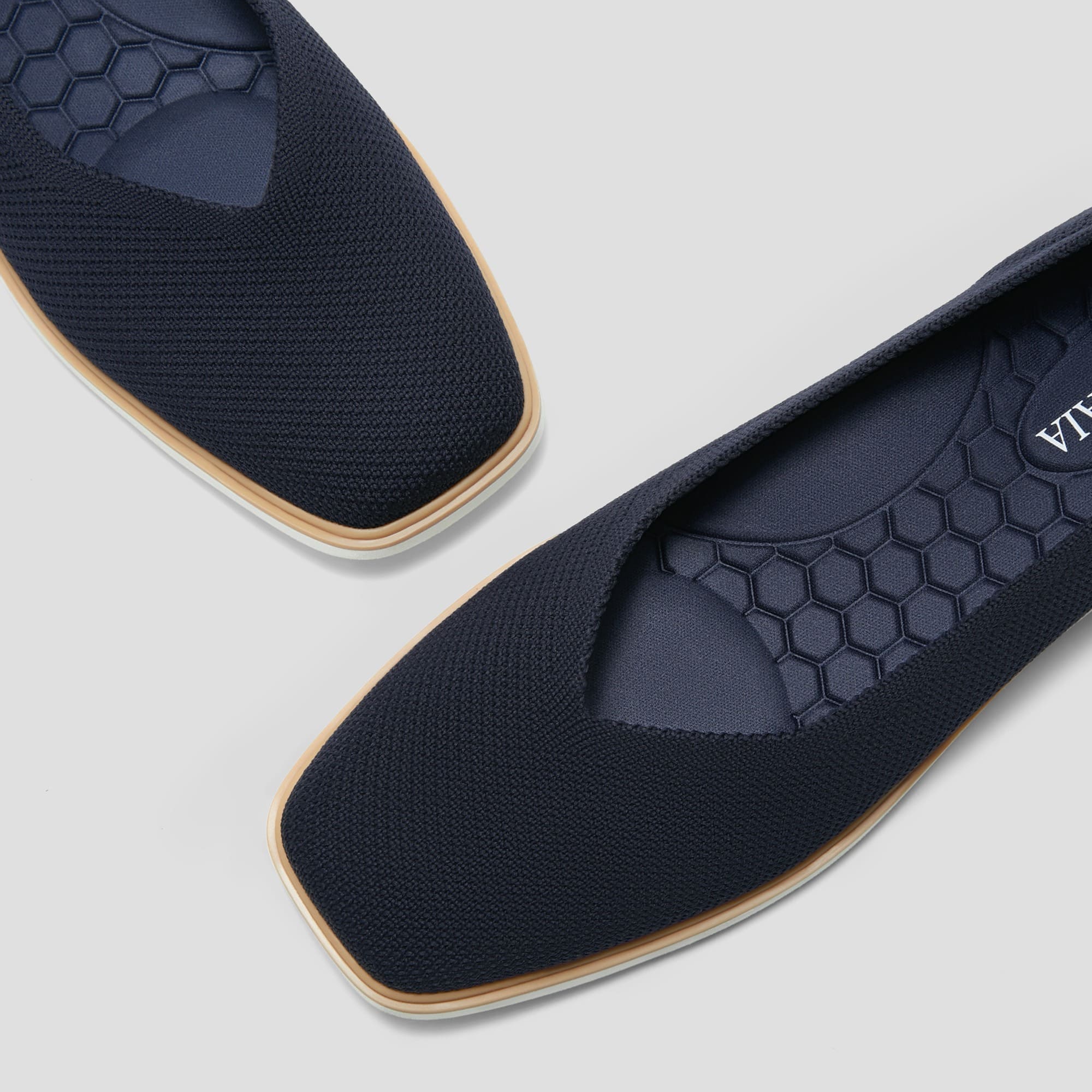 [All-Day Standing Mabel]スクエアトゥ フラット