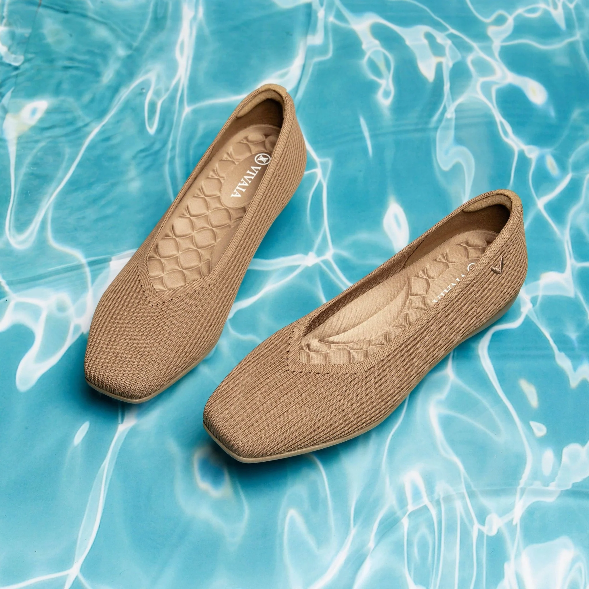 [Margot Walker] スクエアトゥ 超軽量 厚底 フラットシューズ