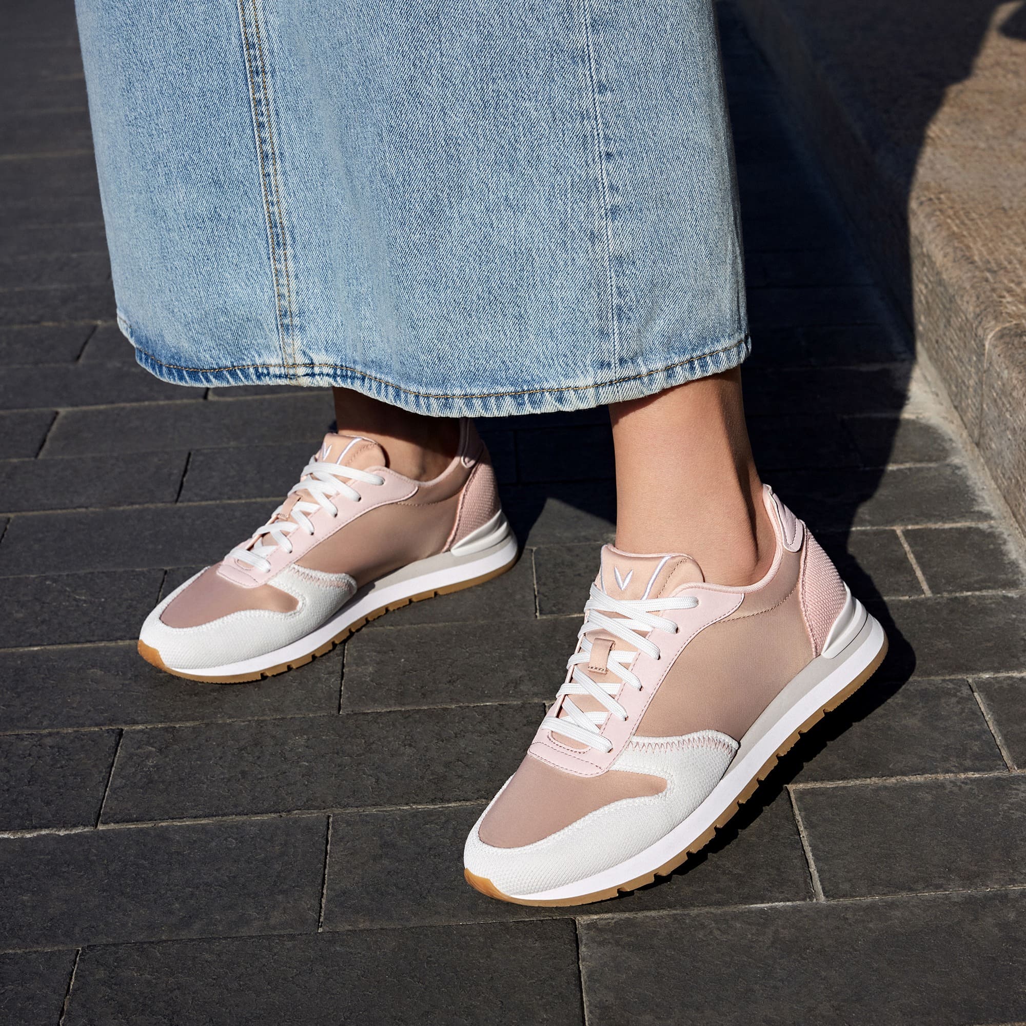 [Allegro] ユニセックス サテン ラックス スニーカー