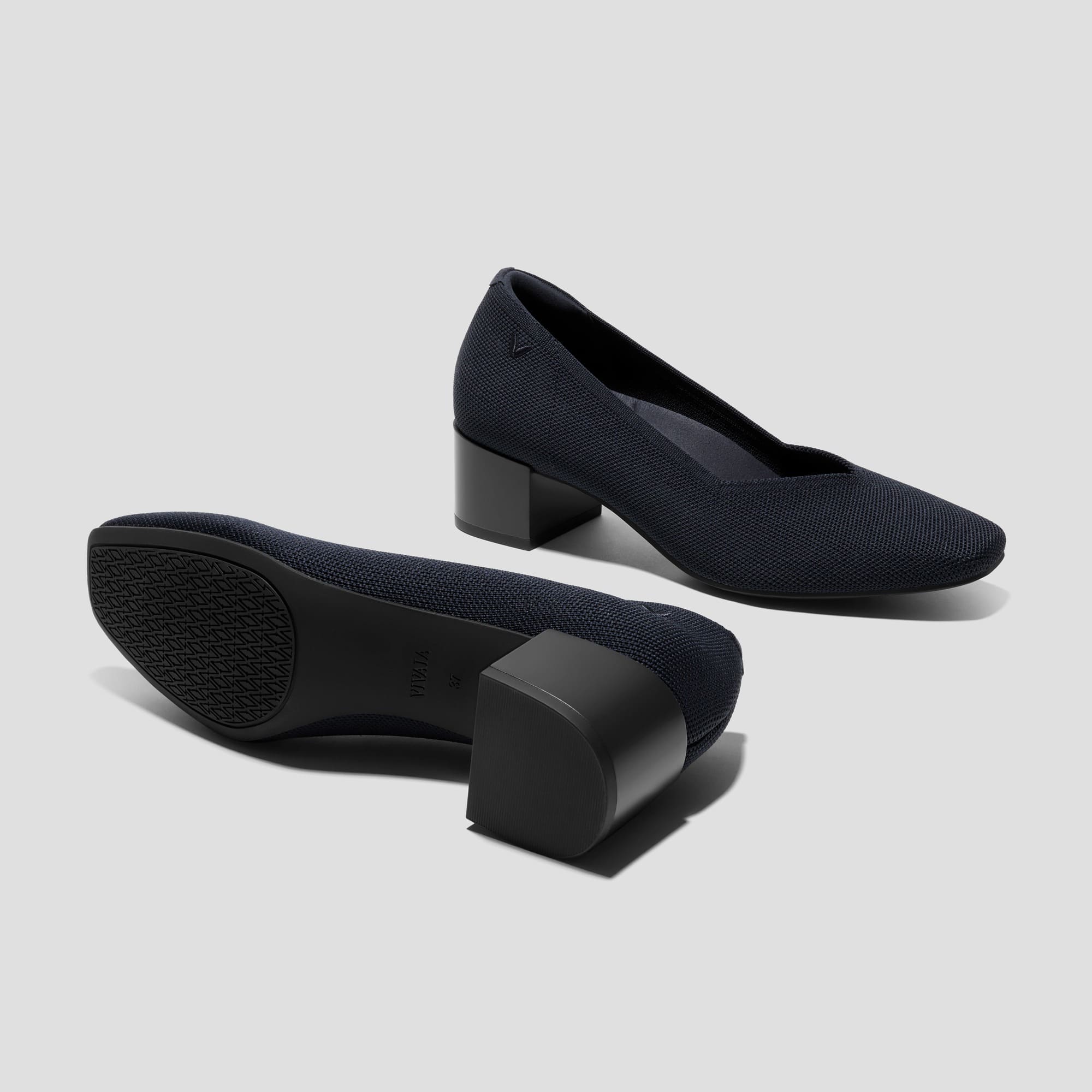 [Megan]  スクエアトゥ  ストレスフリー ブロックヒール