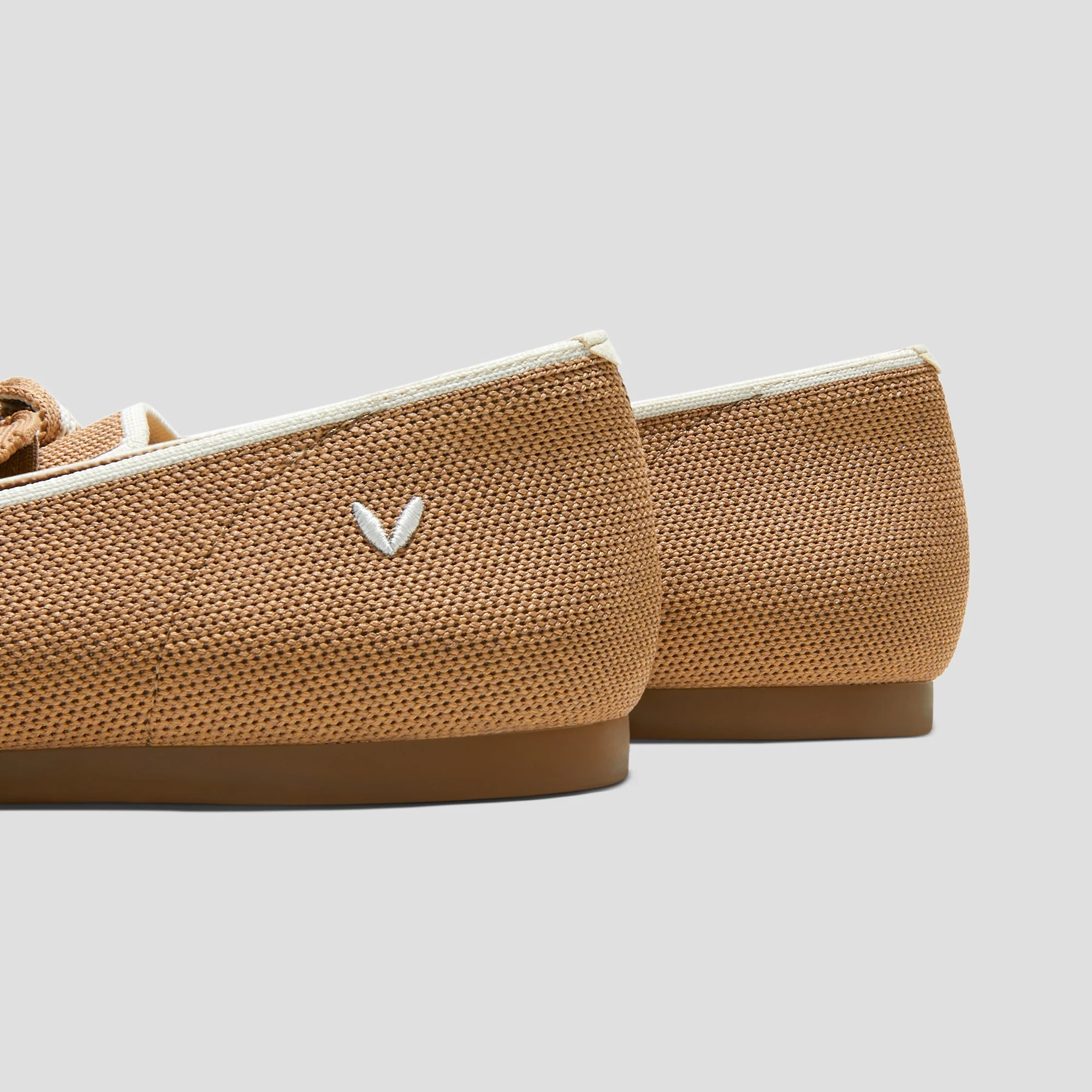 [Michelle] ポインテッドトゥ リボン付き ローファー