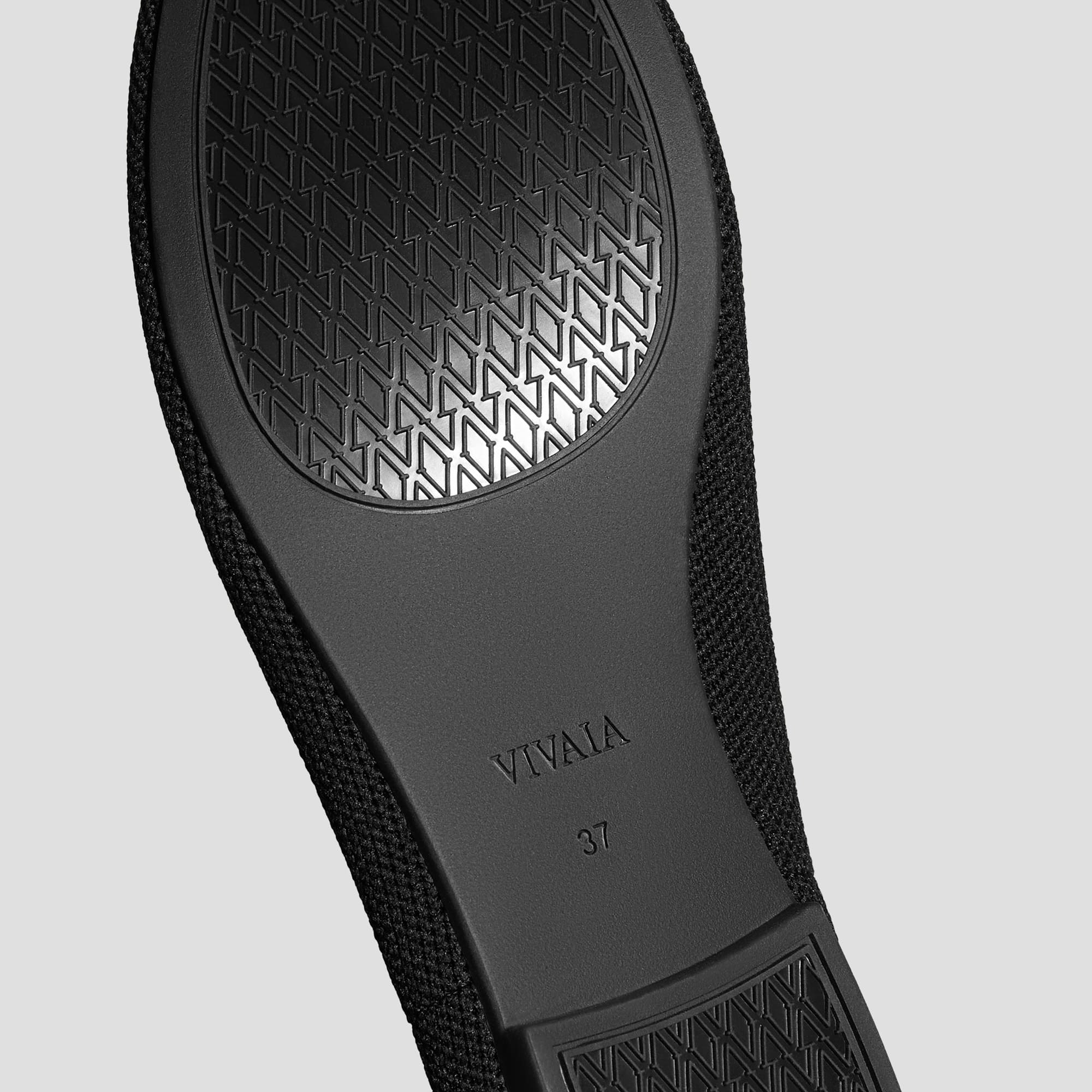 [Audrey] ラウンドトゥ 刺繍 ローファー