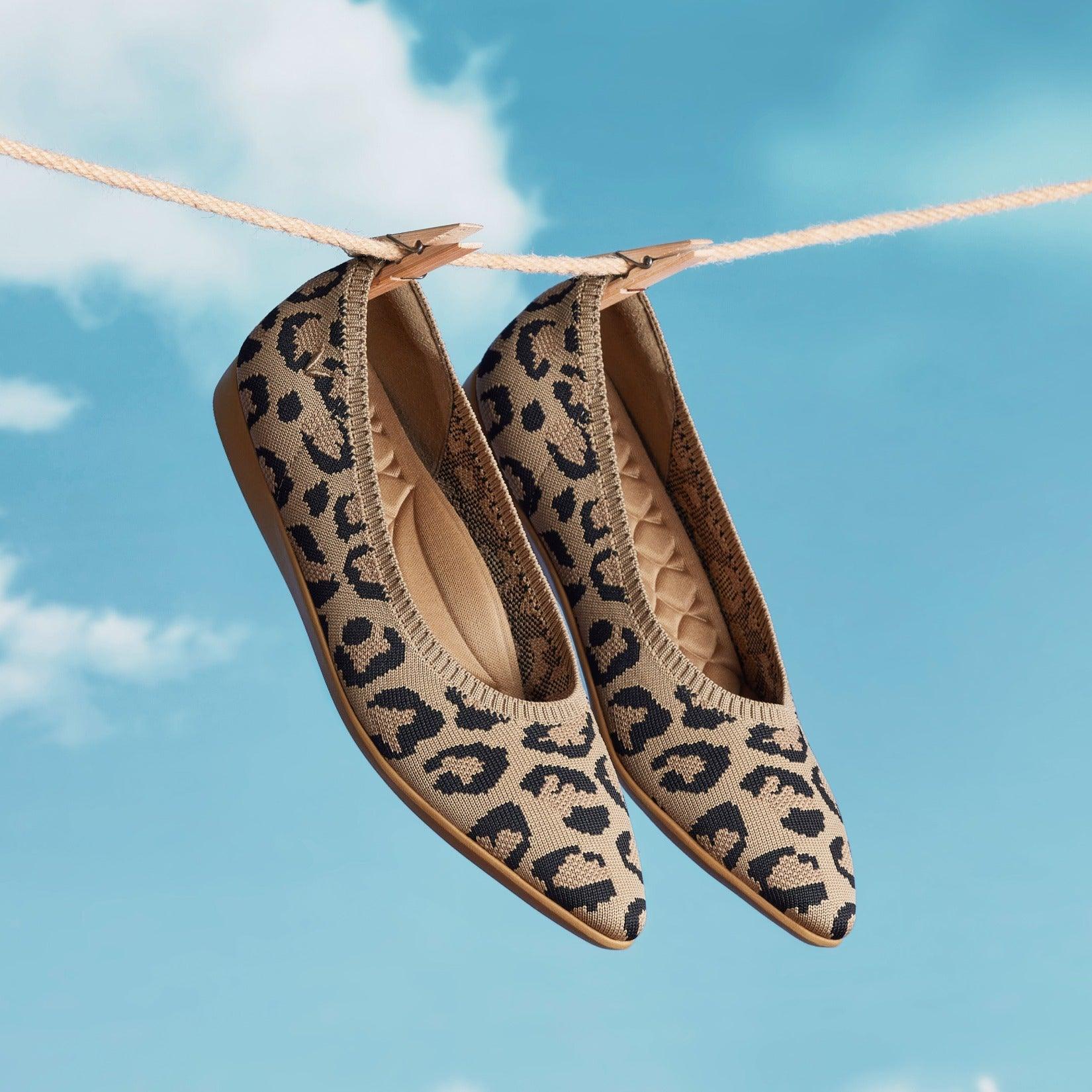 [Aria Walker] ポインテッドトゥ 超軽量 厚底 フラットシューズ