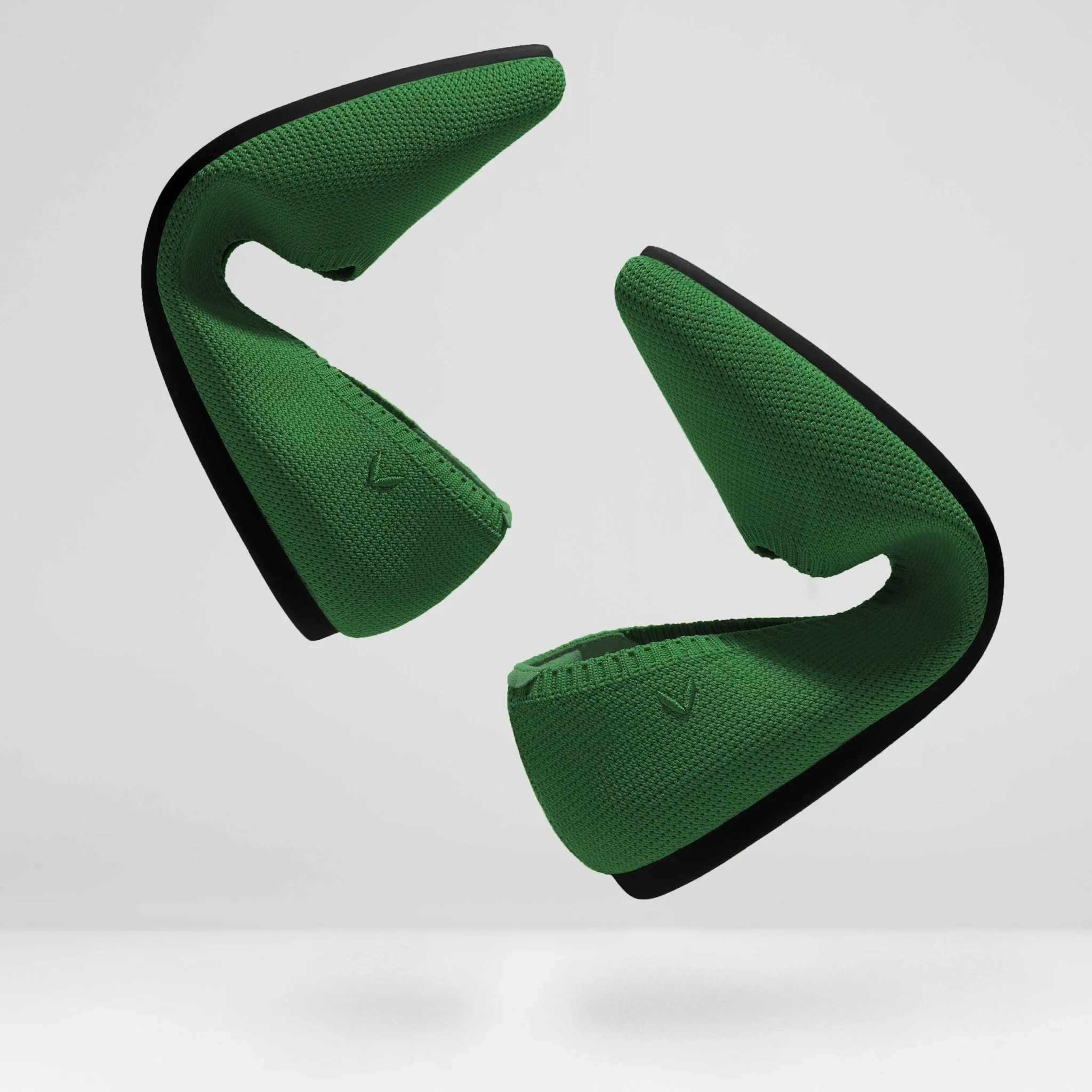 [Aria 5°] ポインテッドトゥ フラットシューズ